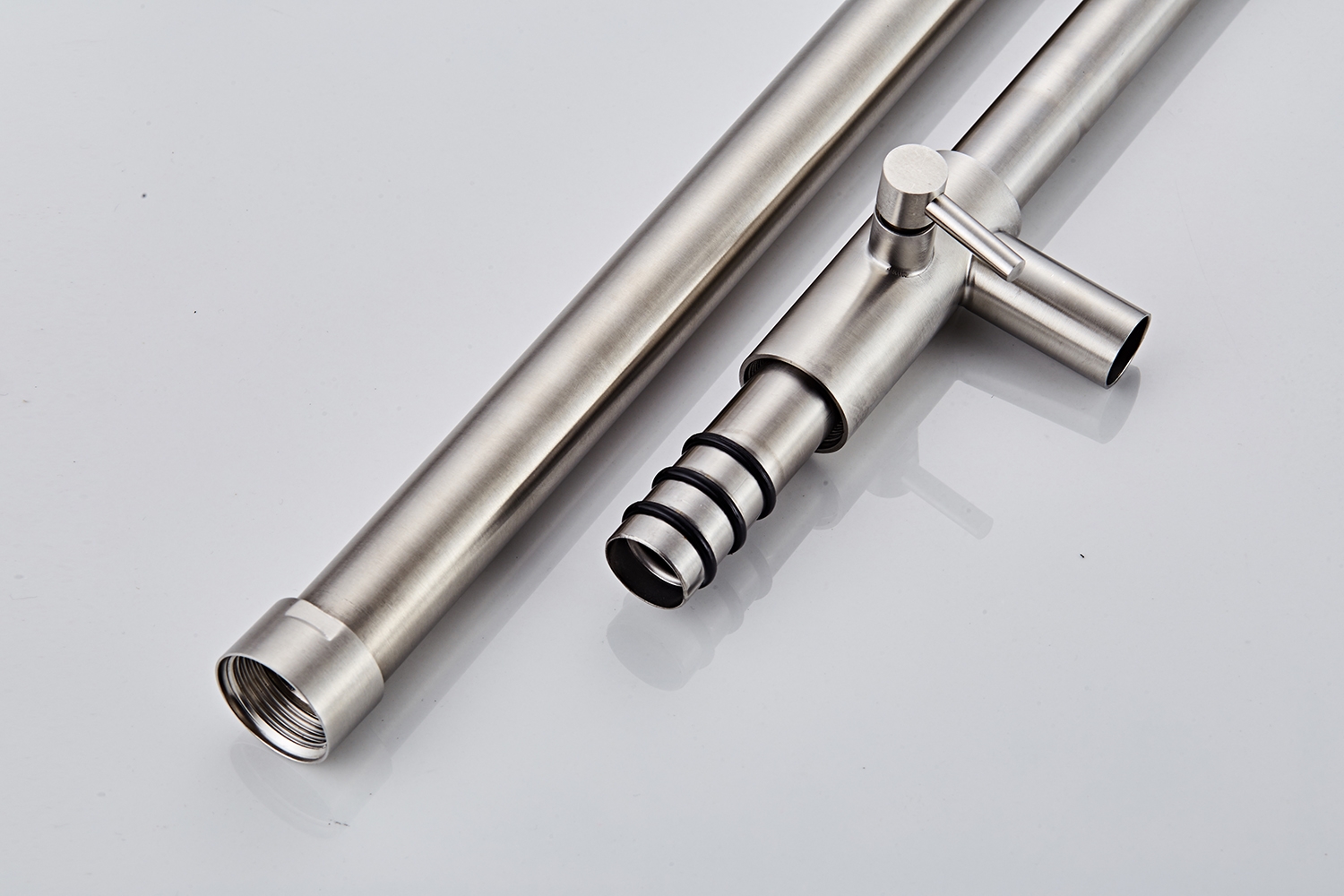 Saniclear Exclusive volledig 304 RVS regendouche opbouw 20cm met staafhanddouche