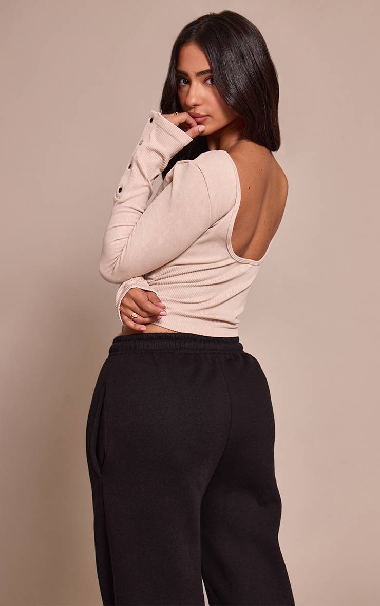 Crème Haut Petite À Manches Longues Côtelé Contour Avec Détail Boutons Pression Et Dos Ouvert