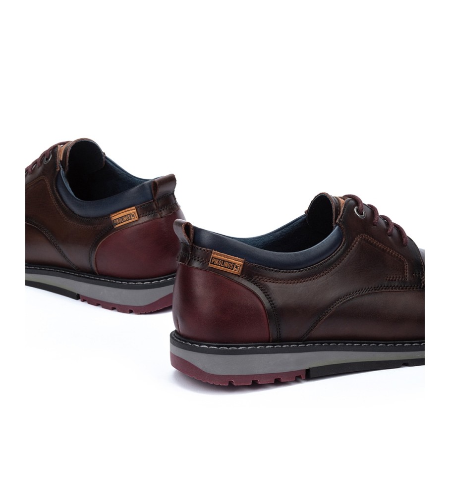 Sapatos Pikolinos Berna em couro marrom