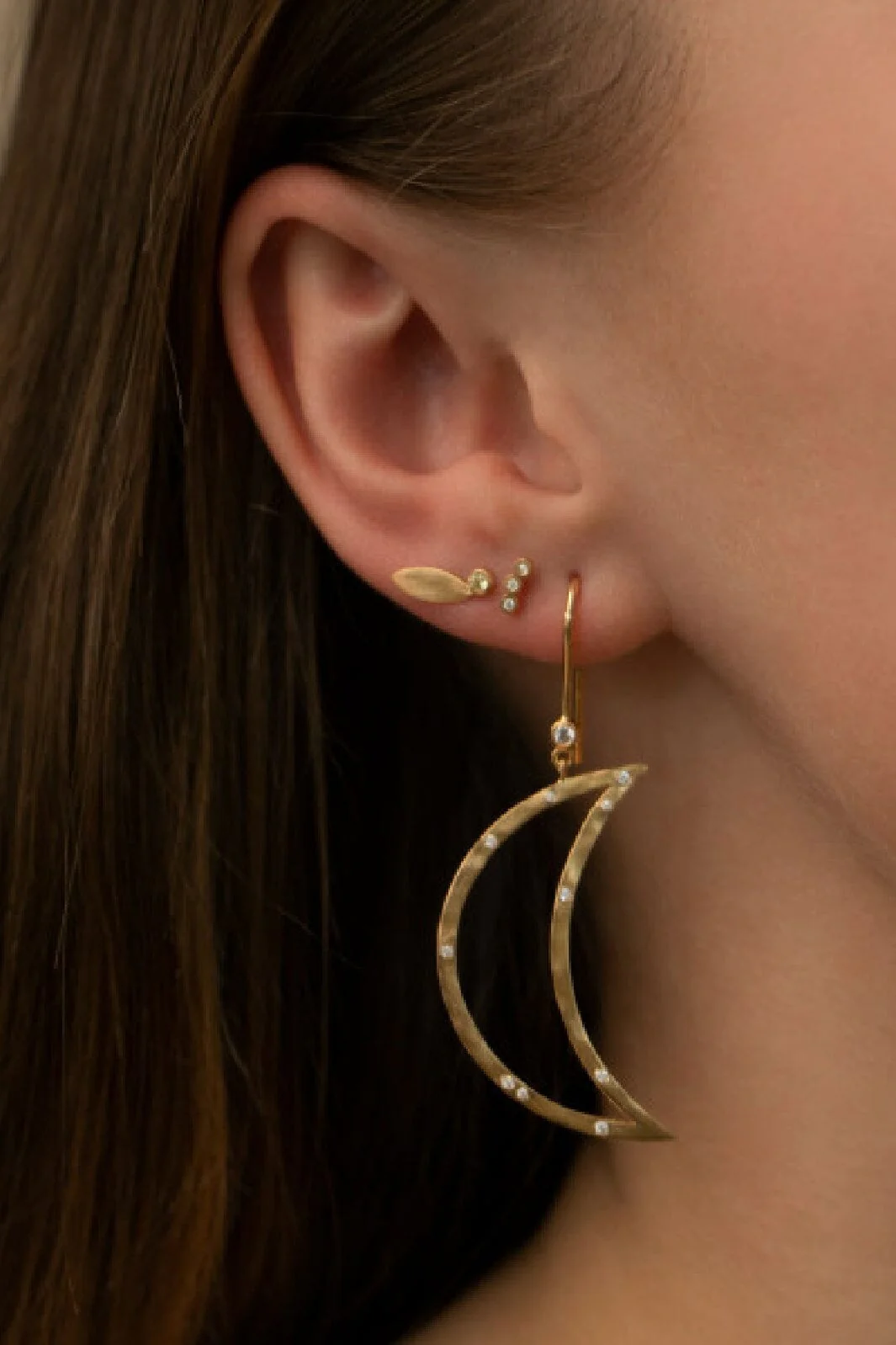 Stine A Big Bella Moon With Stones Earring Goldenen