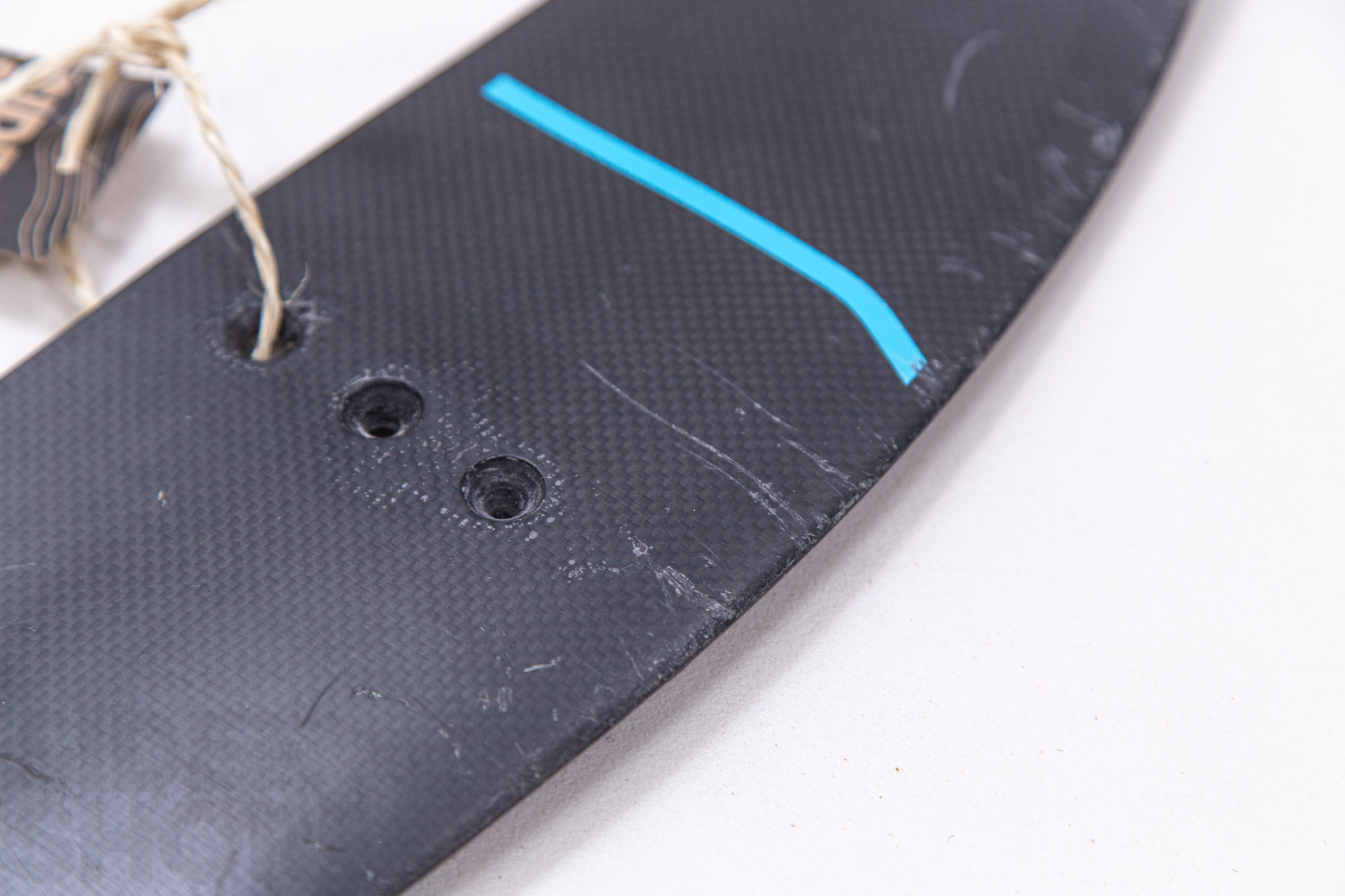 DUOTONE Ensemble Carbon  GT Frontwing 565   Stabilisateur GT Backwing 215