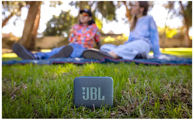 JBL GO Essential 2 bærbar højttaler (blå)