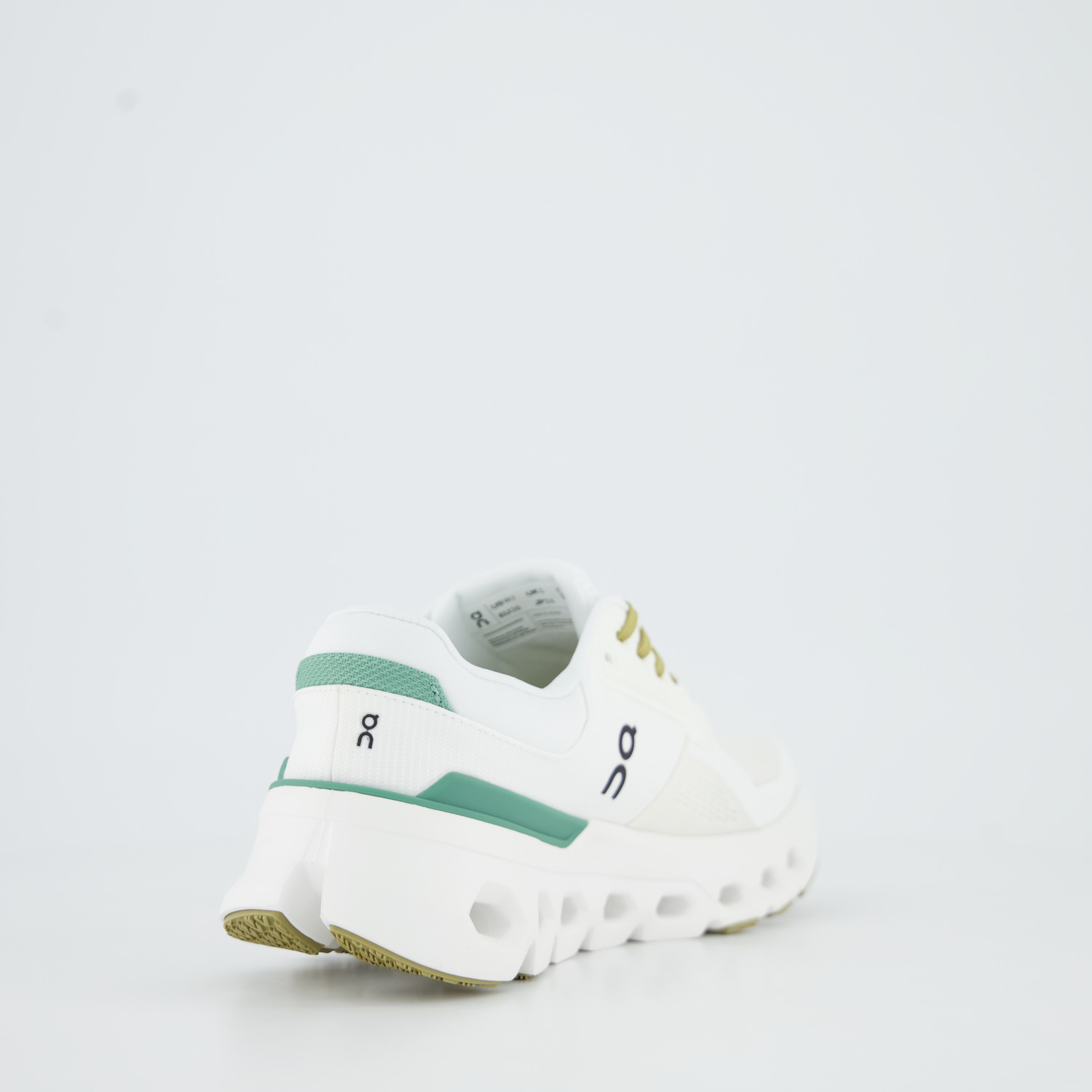 ON CLOUDRUNNER 2