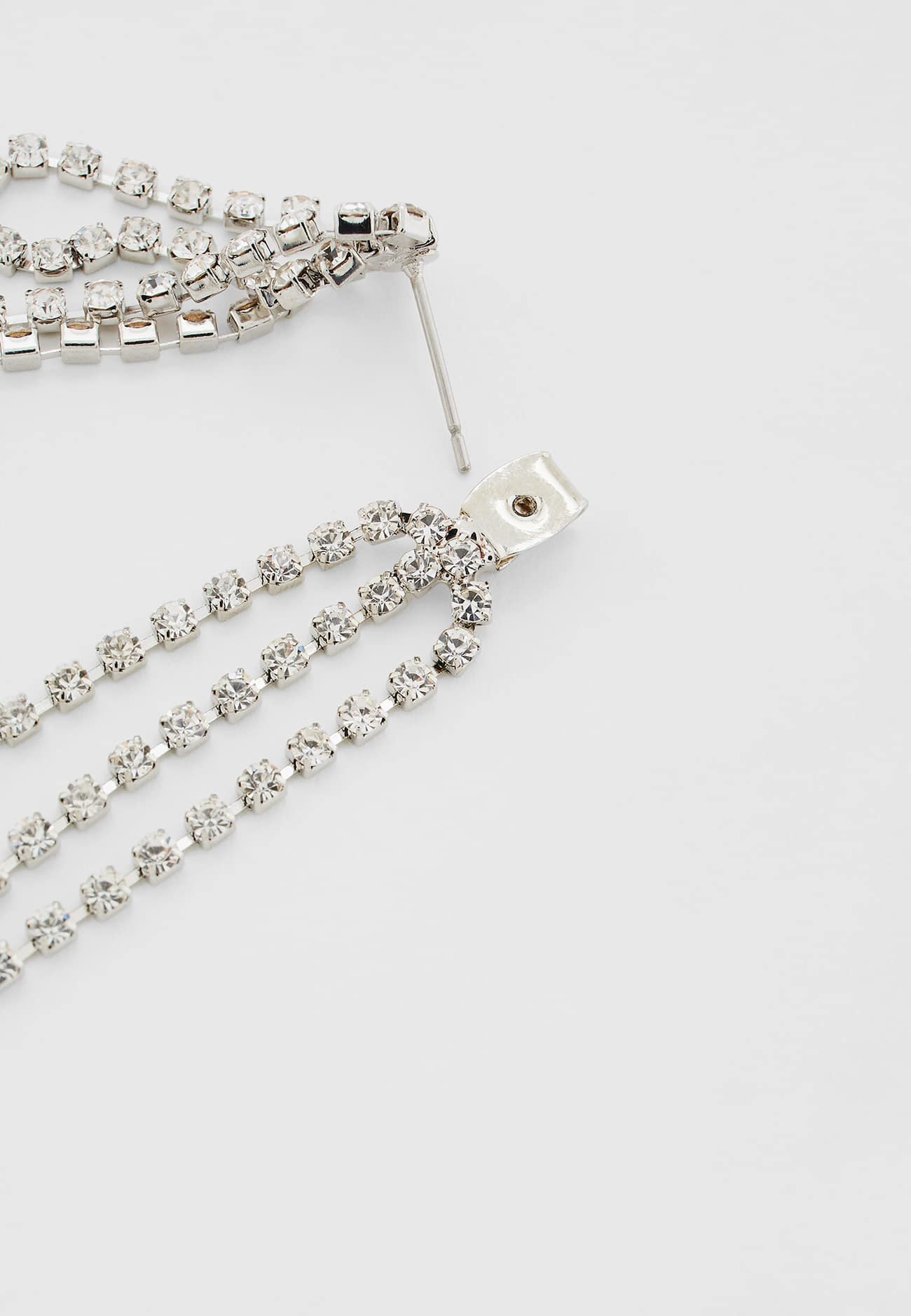 Brincos de corrente com strass