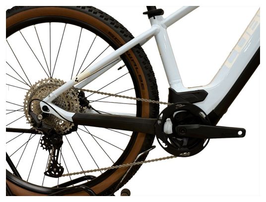 Produit reconditionné . Cube Reaction Hybrid Pro 625 SHIMANO DEORE 2024 . VTT électrique . Cube . très bon état