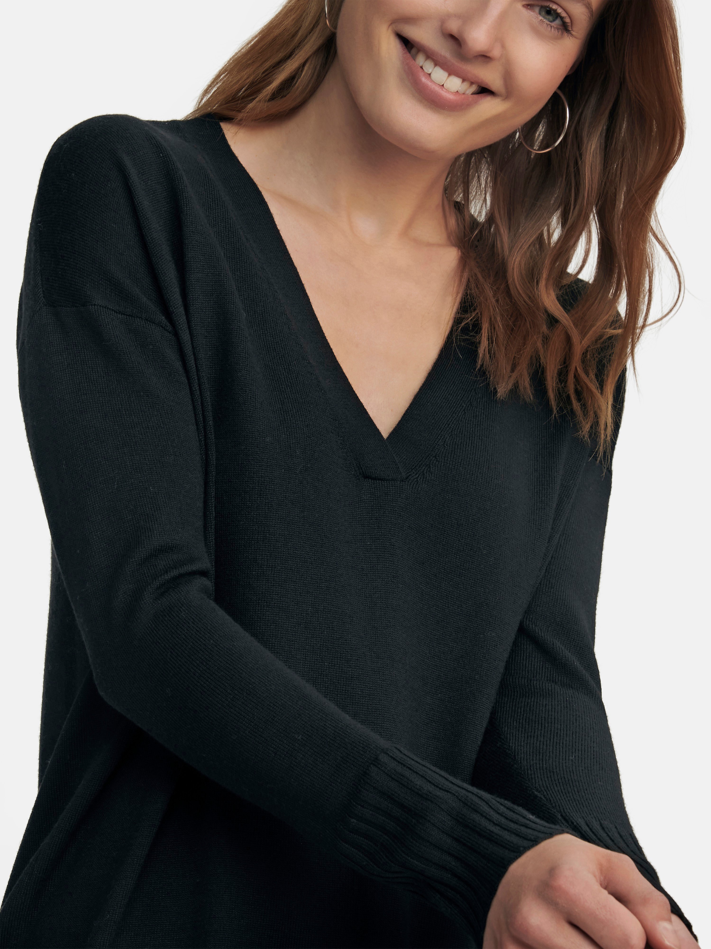V-Pullover