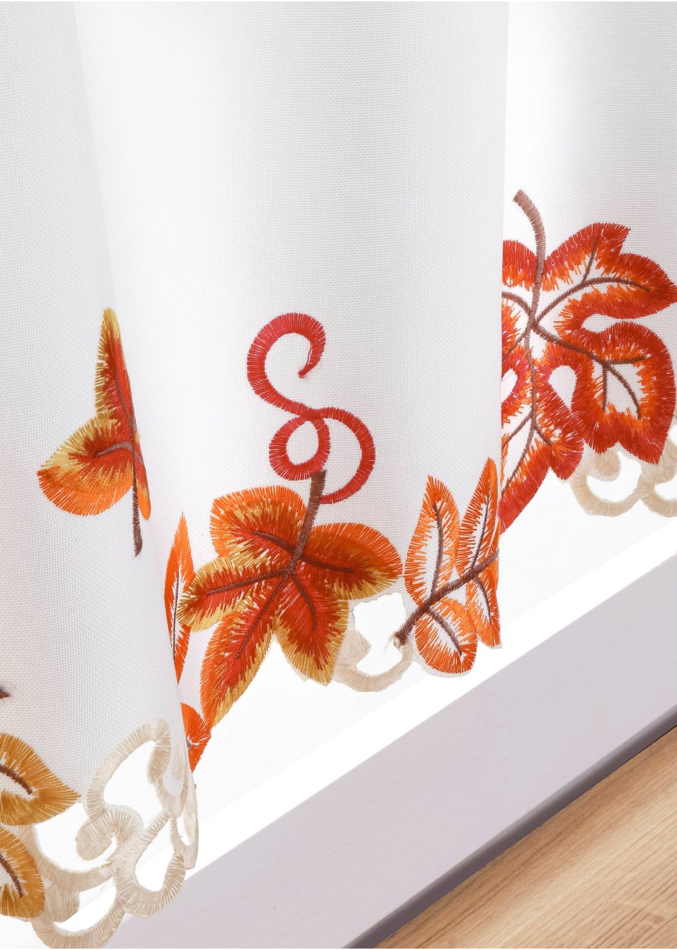Brise-bise avec broderie feuilles
