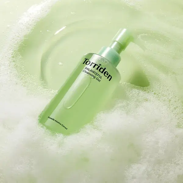 Gel de Limpeza Equilibrante Torriden Balanceful com Extrato de Centella Asiática 200 ml