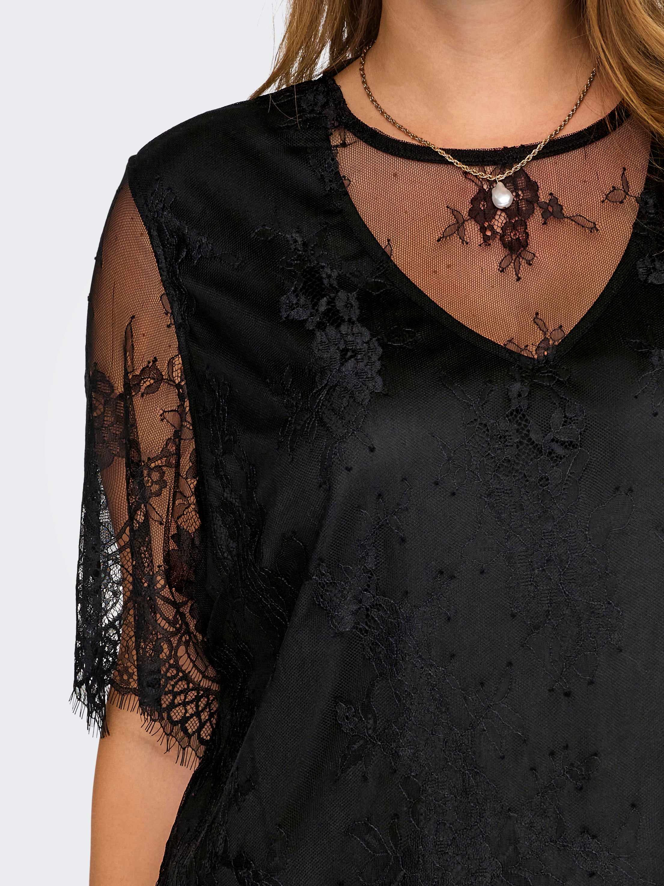 CAREVERLYN Top Black