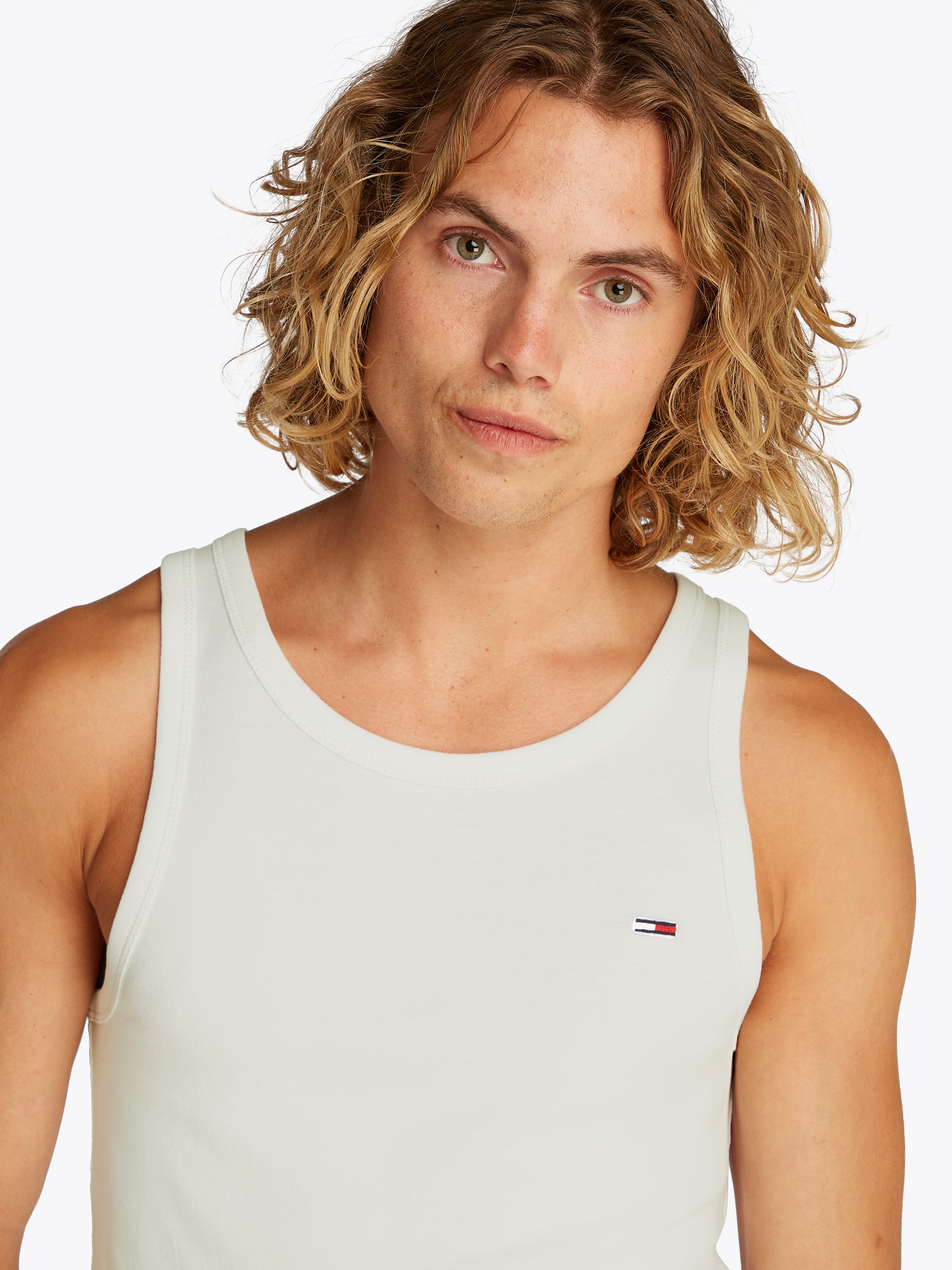 Tommy Jeans Tanktop »TJM XSLIM 2PCK RIB TANK EXT«, 2 Stk. mit gerippter Struktur