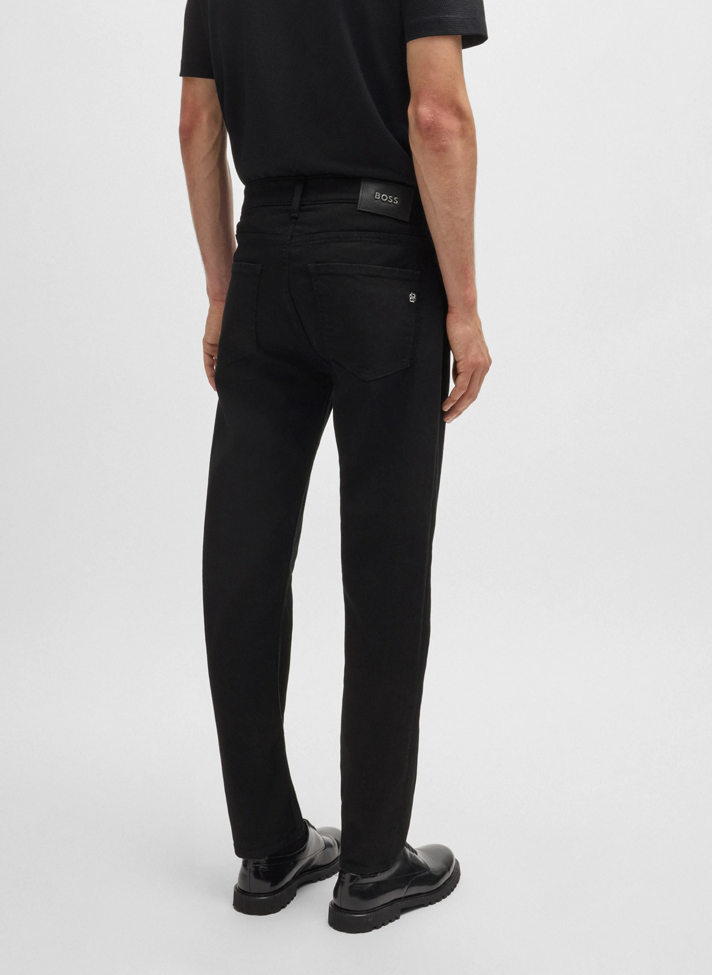 Jean regular-fit en coton mélangé | Noir