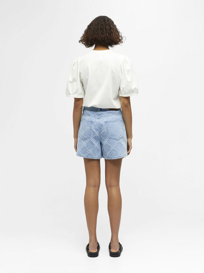 Object OBJCAROLINE S/S TOP NOOS Cloud dancer