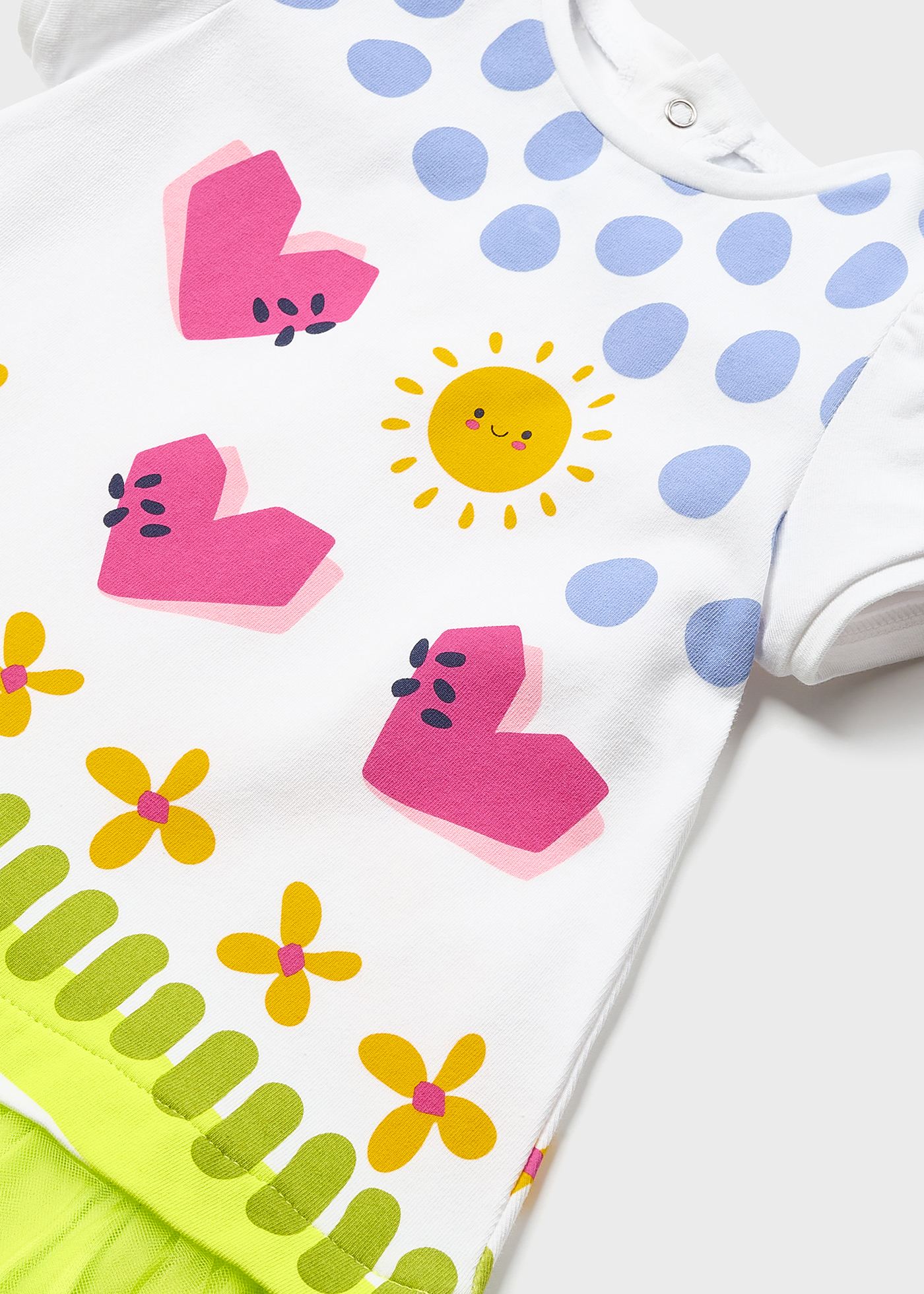 Vestido de bebê com babado de tule