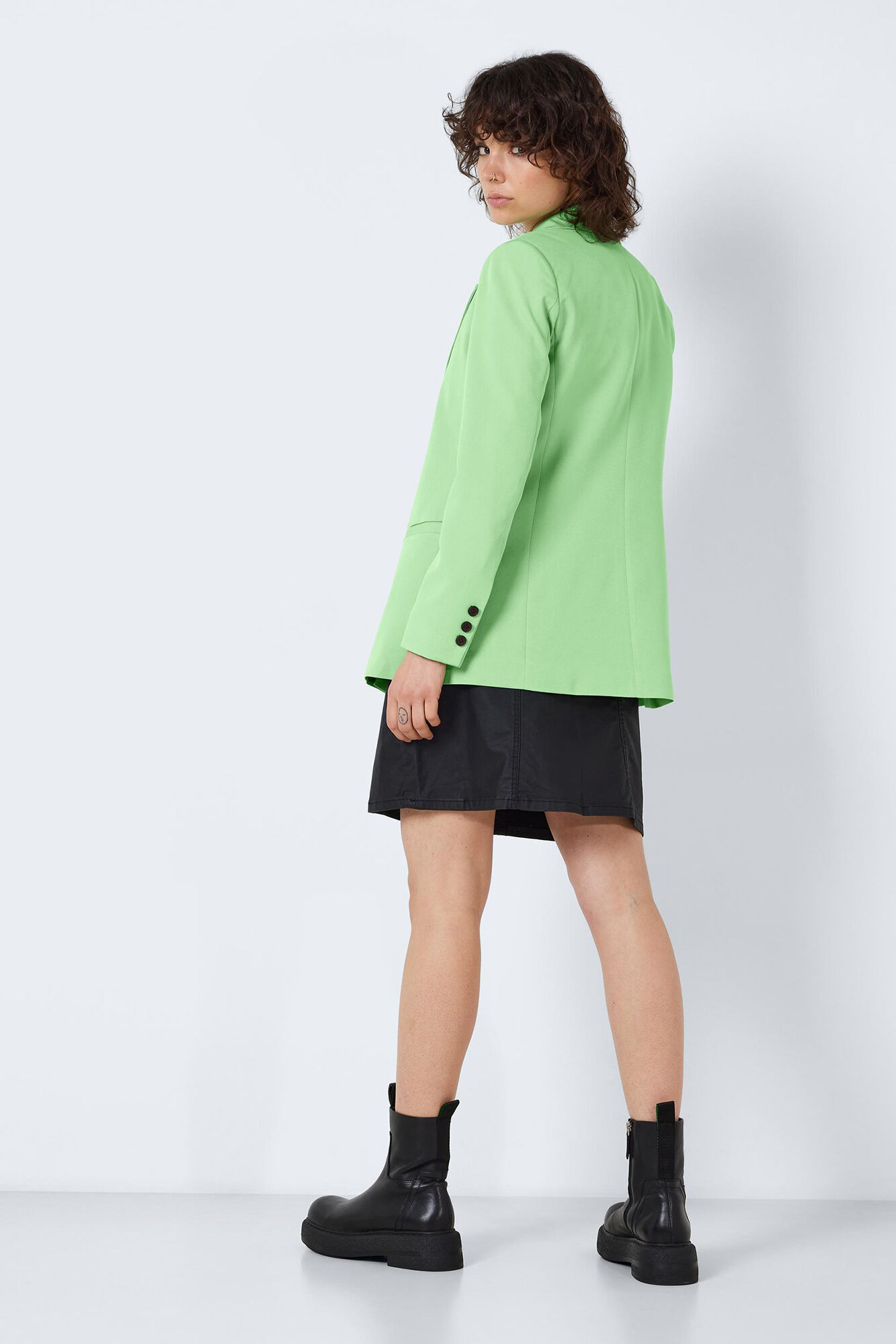 Blazer com gola de lapela entalhada