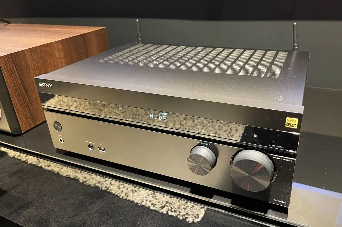 Sony TA-AN1000   Elipson Planet M 5.1 Blanc   NorStone Arran RCA SUB (3 m)   NorStone CL250 (25 m) Chaînes Grand Spectacle