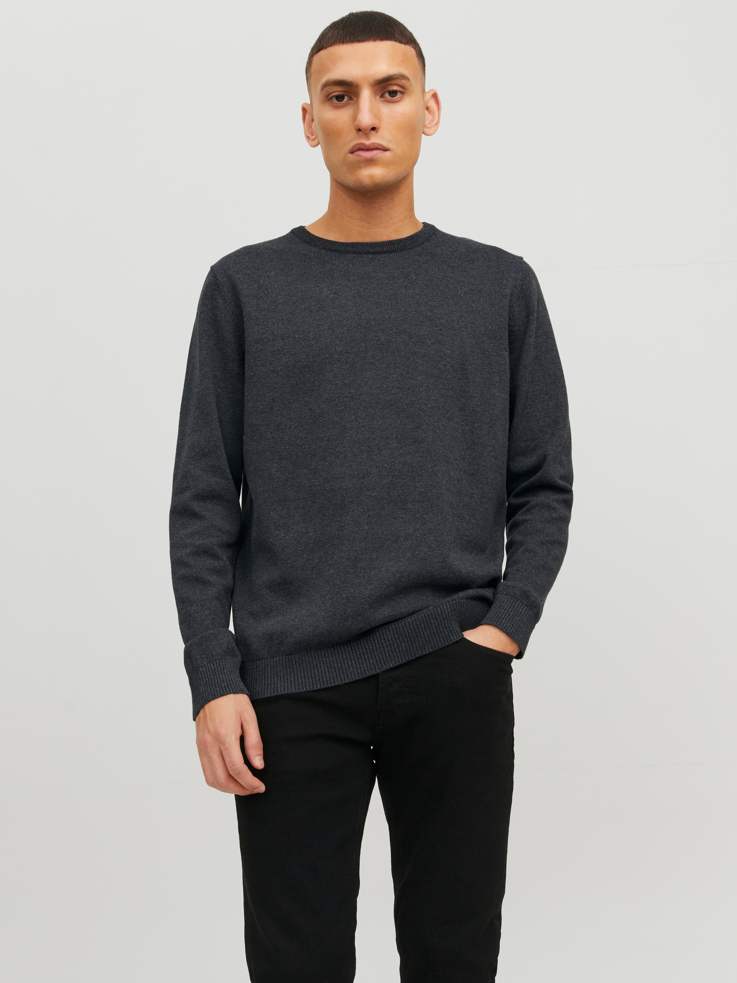 Jack & Jones Rundhalspullover »JJEBASIC mit Rundhals, ideal für Job und Freizeit«, unifarben, modisch, slim fit, Baumwolle, Rundhals
