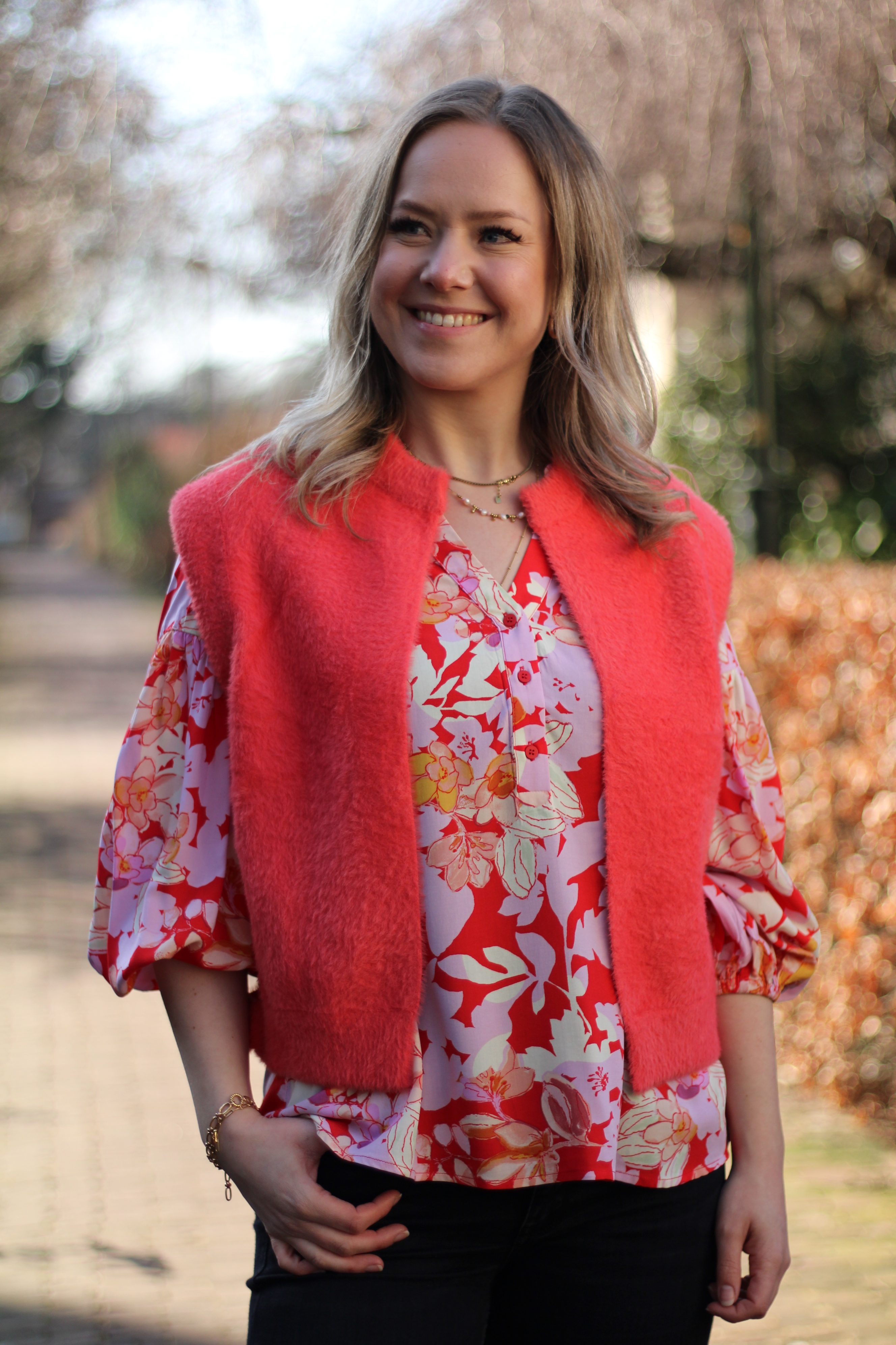 Culture - Audrey Bello Blouse - Red/Pink Flower