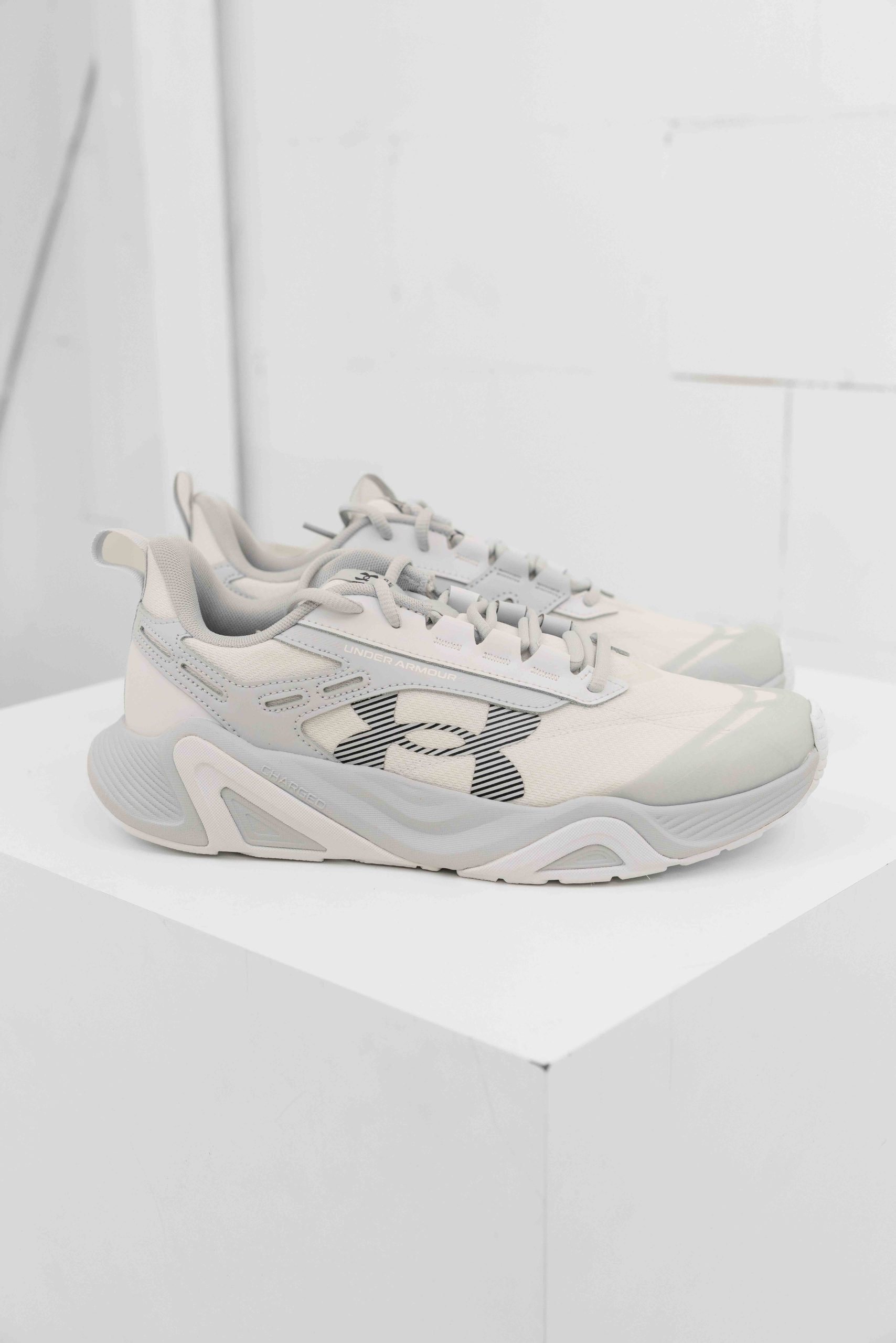 Under Armour Charged Commit TR 5 Sneakers Heren Wit