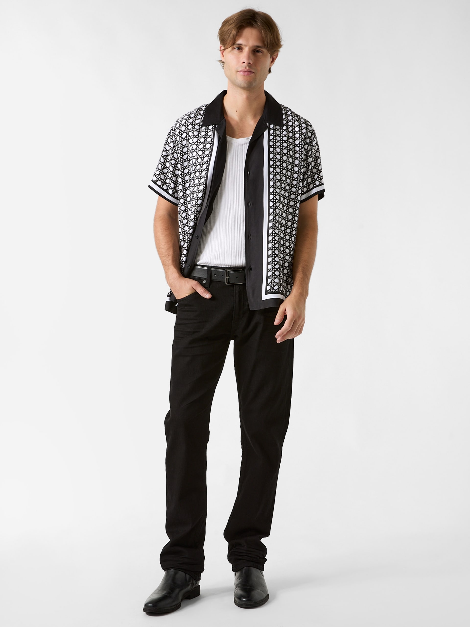 Camisa com borda em padrão cesta