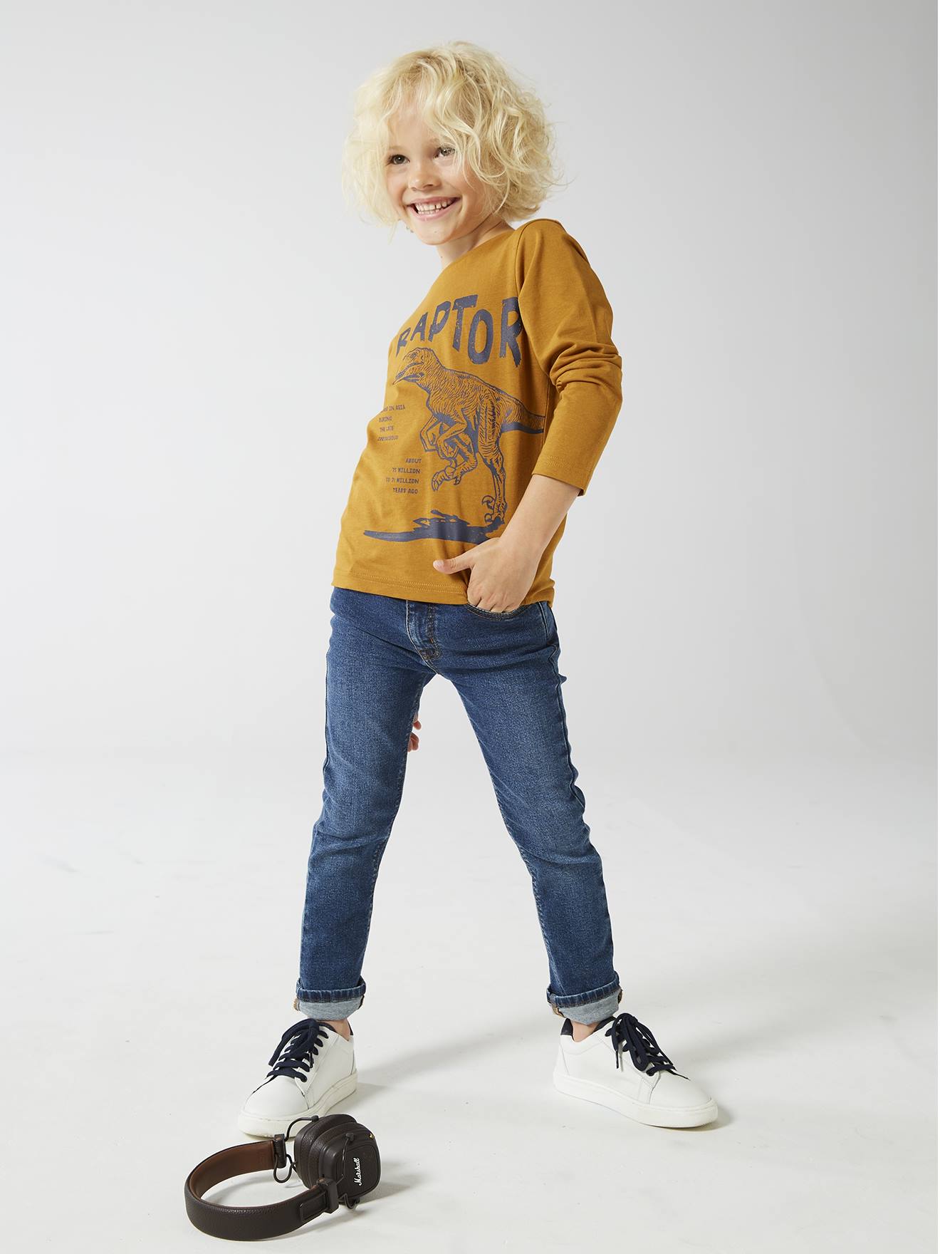 Calça jeans básica slim para meninos, cor pedra