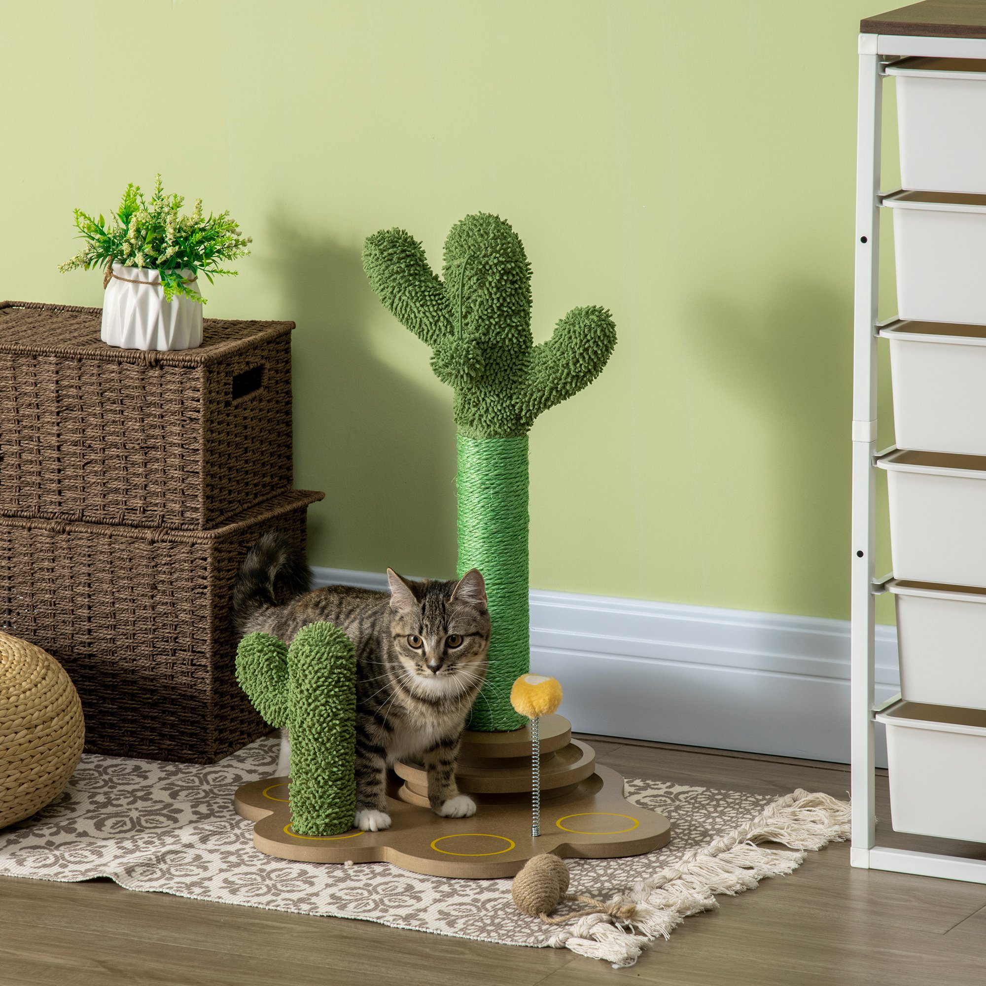 Arranhador PawHut para gatos pequenos com postes em formato de cacto verde