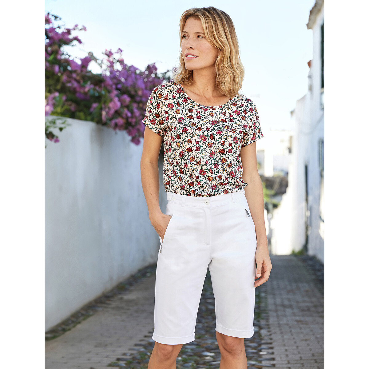 ANNE WEYBURN<br>Bermudas de cetim de algodão elástico