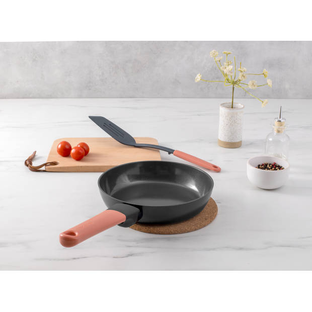 Brabantia TASTY+ Koekenpan - Ø 20 cm - keramische PFAS-vrije antiaanbaklaag - terracotta red