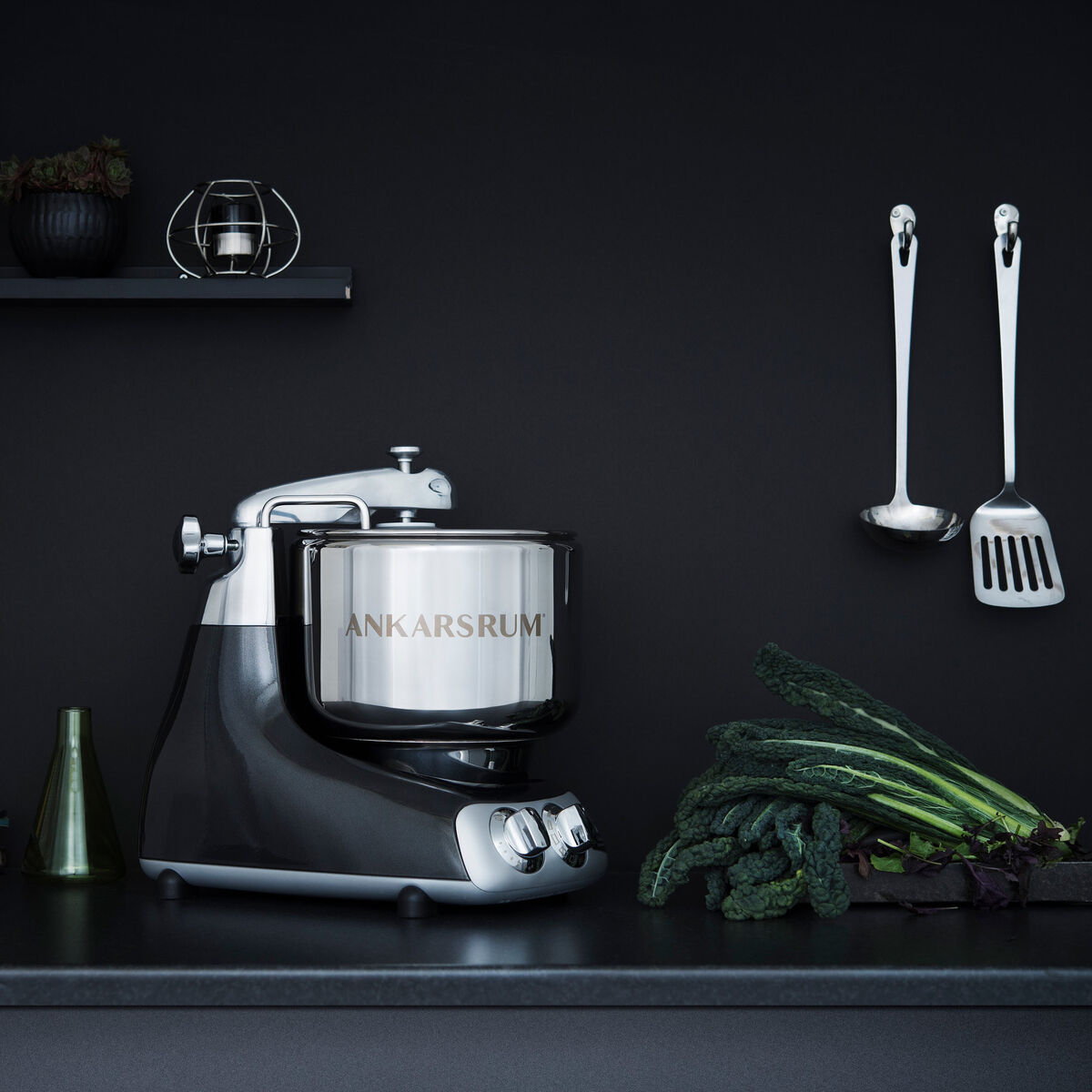 Assistent AKM 6230 Kjøkkenmaskin Black Diamond