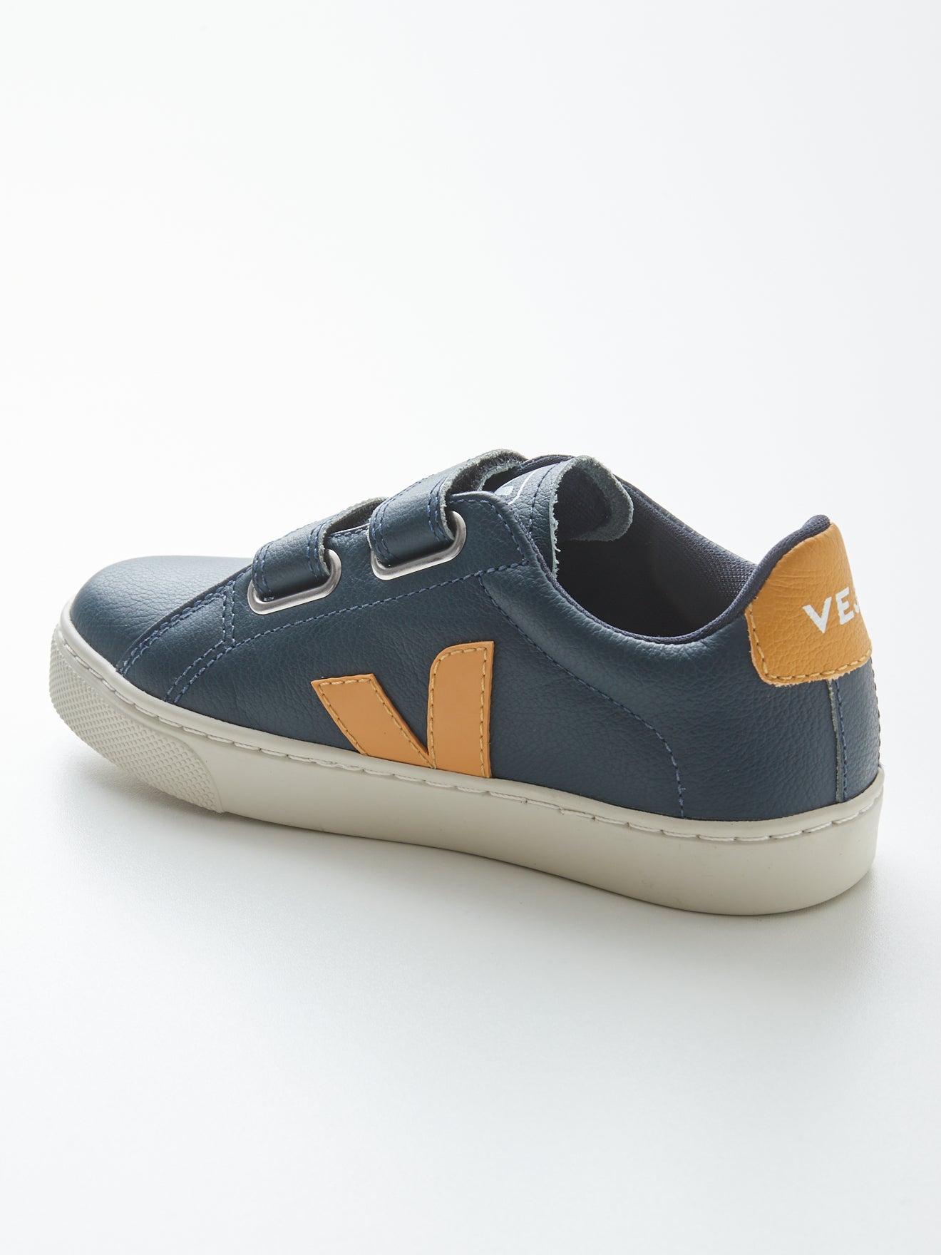 Tennis Enfant VEJA en cuir
