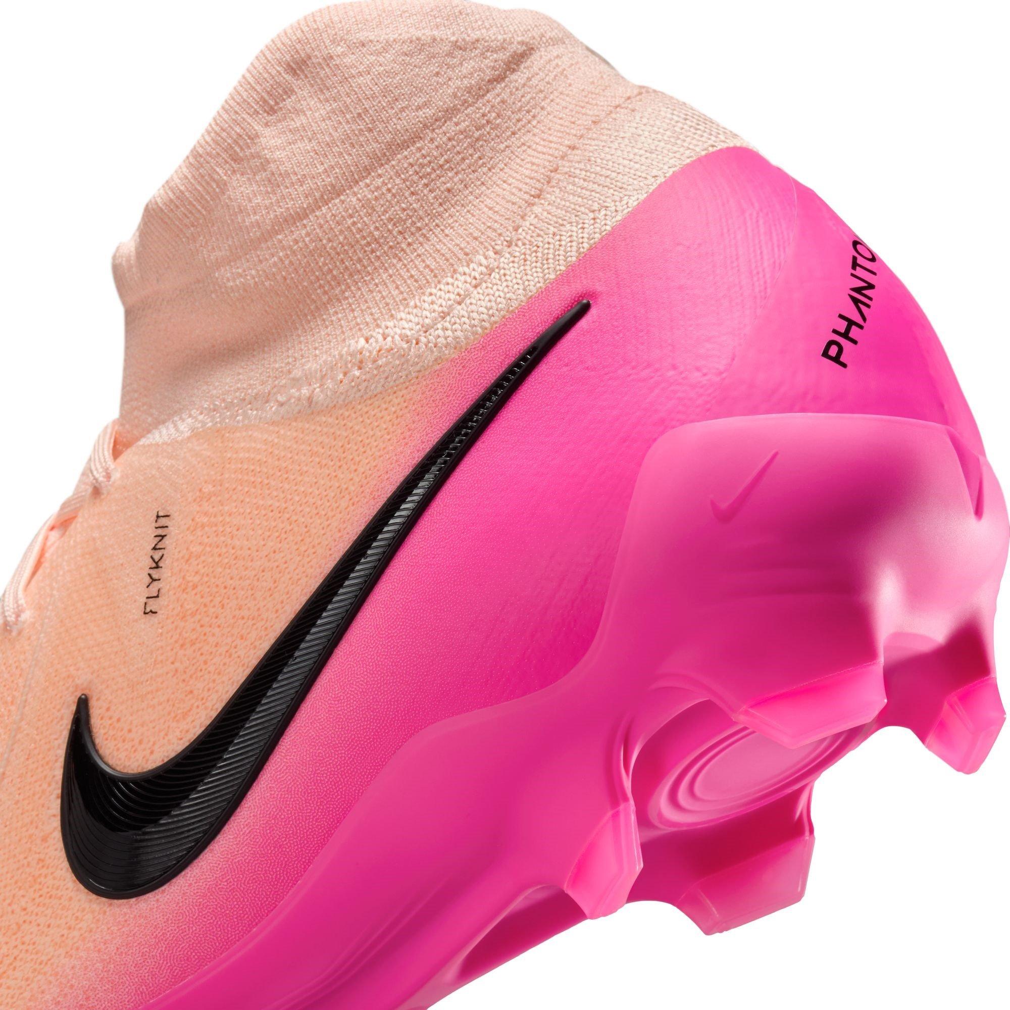 Nike Phantom Luna II Pro Firm Ground Football Boots