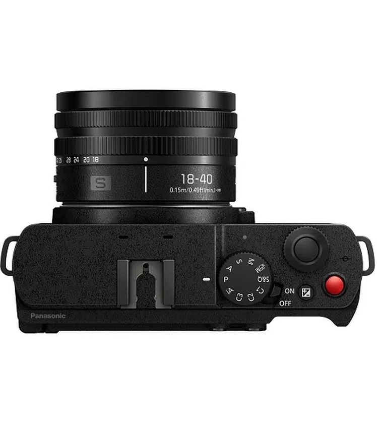 Panasonic Fotokamera Lumix S9 Schwarz Kit Lumix S 18-40 mm Kompakte Open-Gate spiegellose Vollformatkamera inklusive Objektiv