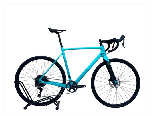 Produit reconditionné . Bianchi Impulso Pro GRX 600 Shimano GRX 2023 . Vélo gravel . Bianchi . très bon état