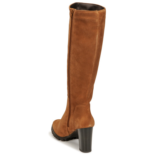 Betty London - NOEME - Camel