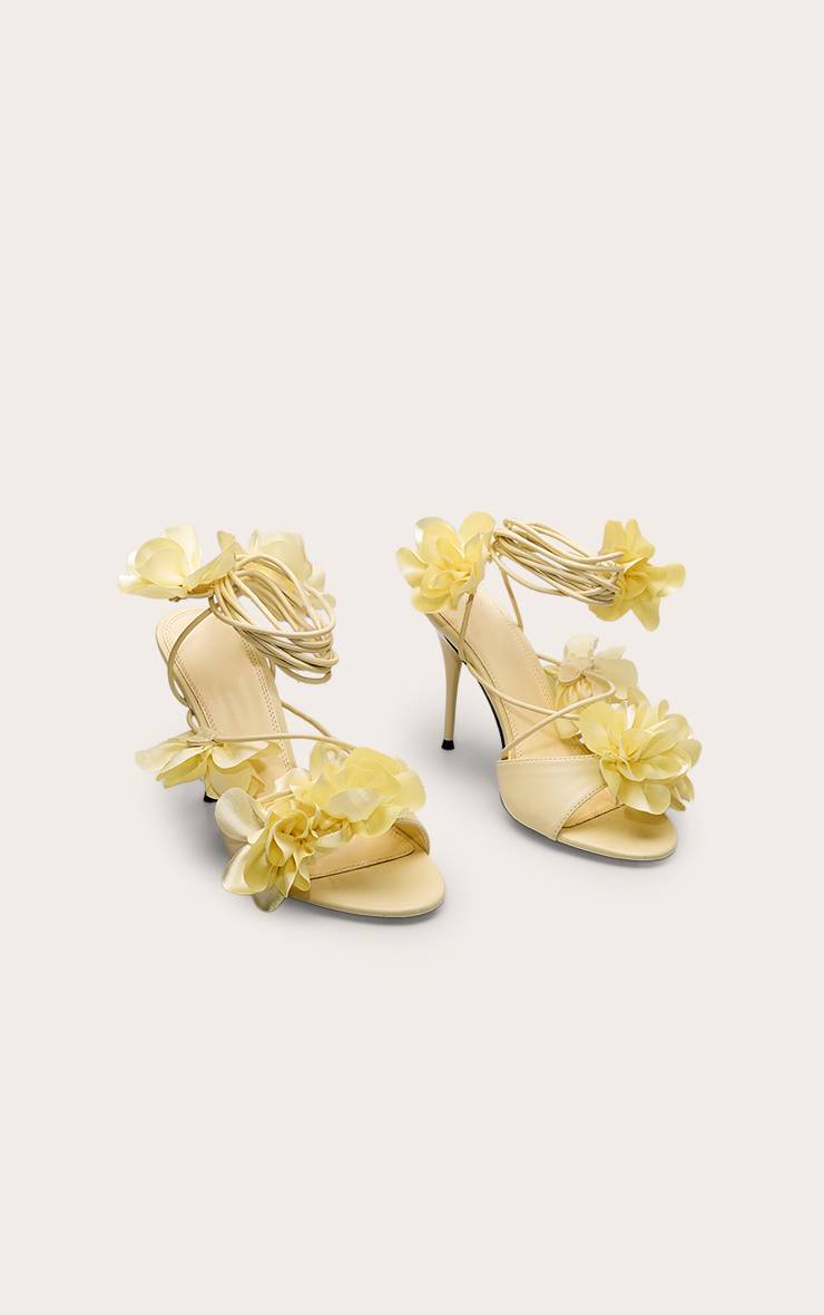 Butter Yellow Sandales À Talons À Lacets Ornées De Fleurs
