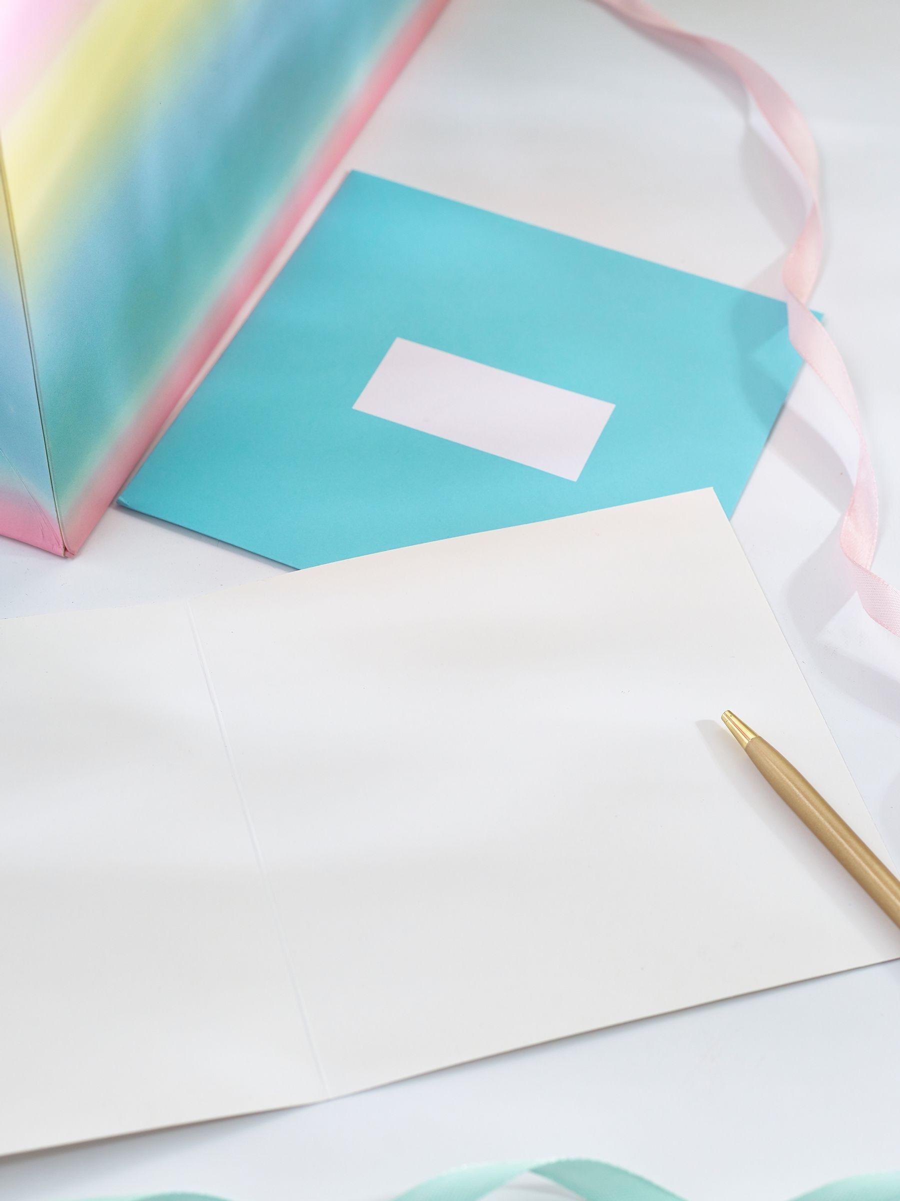 Kaart en geschenktas met kleurverloop