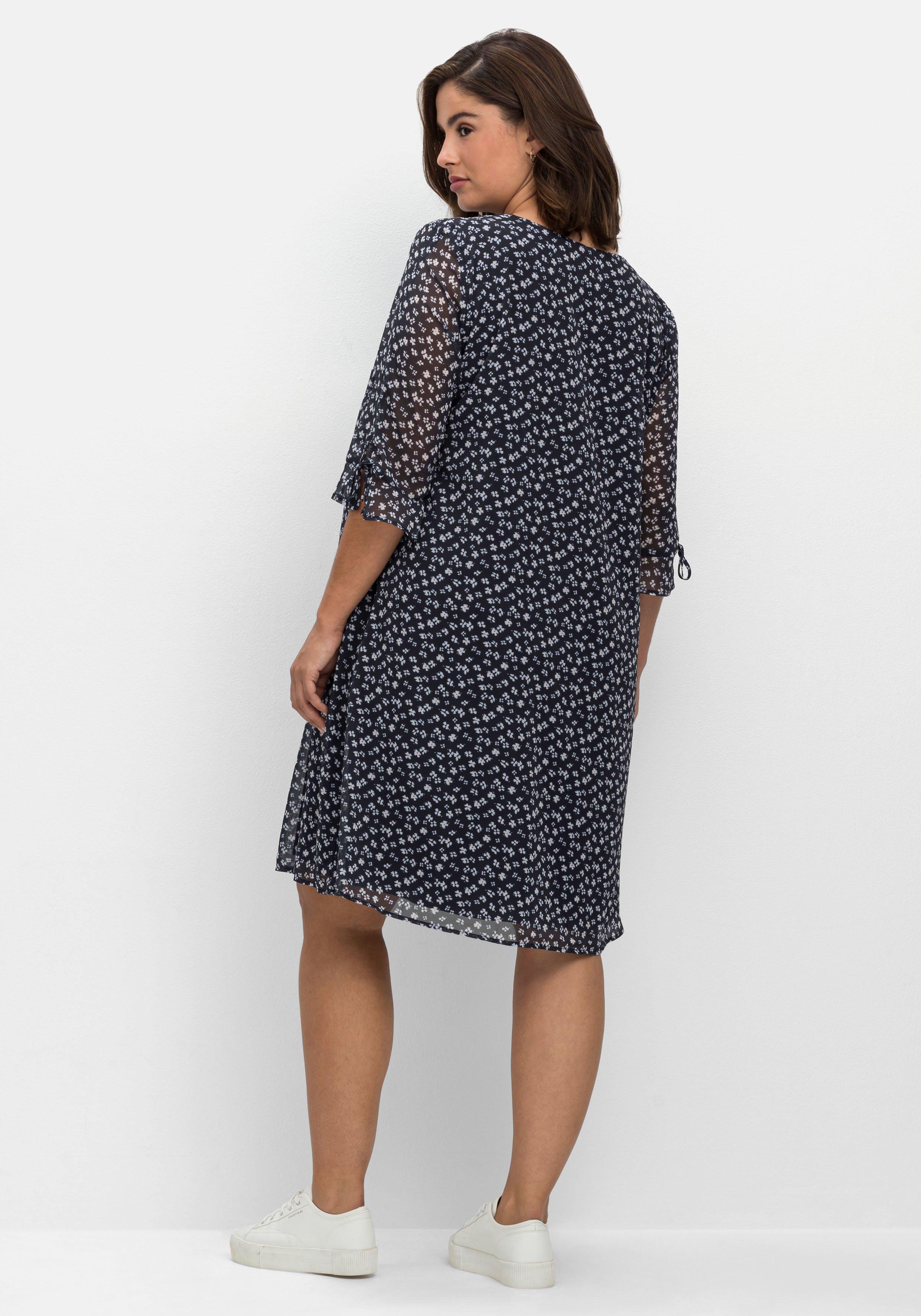 Chiffonkleid im Hängerchen-Stil, mit Millefleursprint