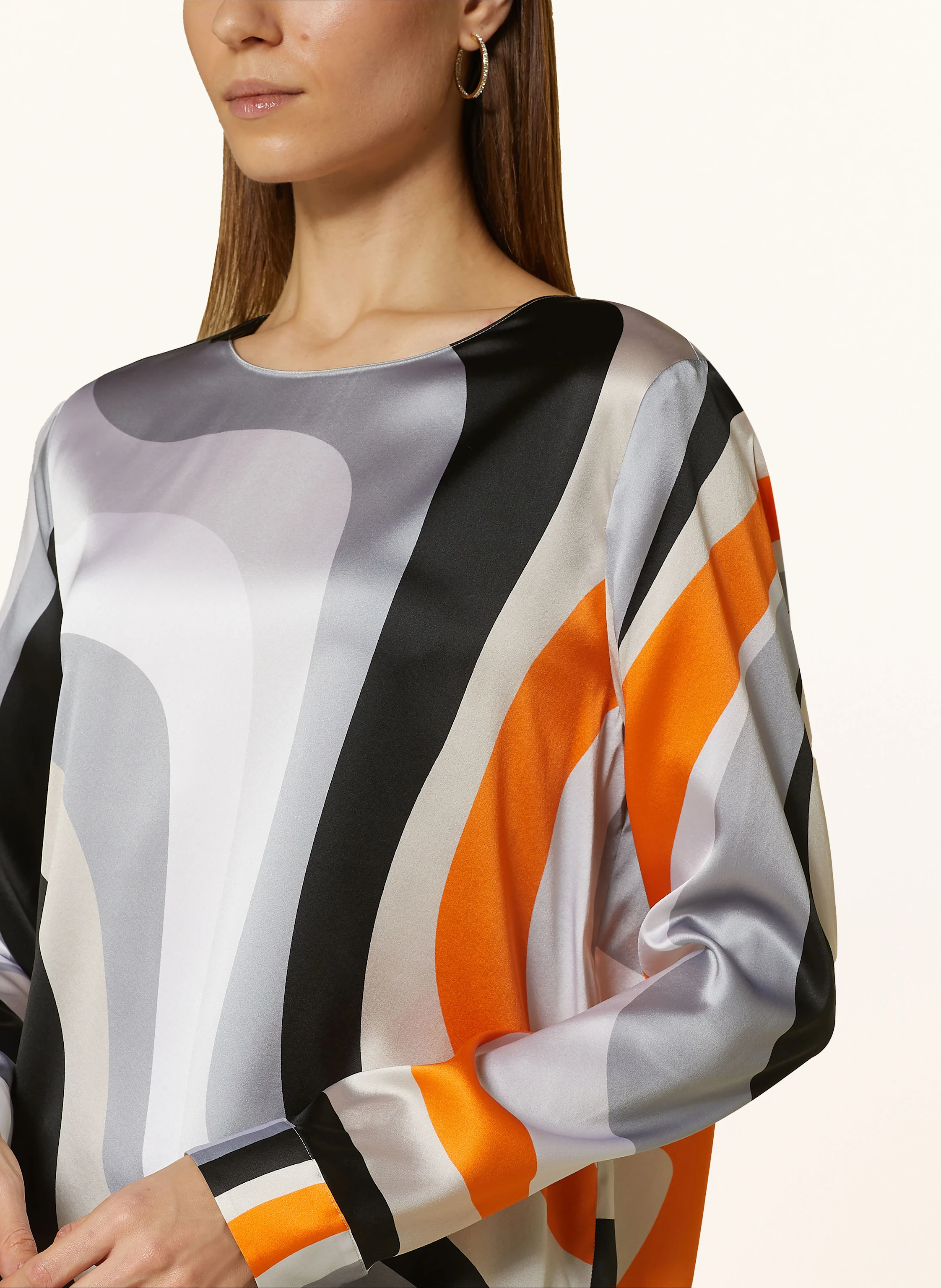 HERZEN'S ANGELEGENHEIT Blusenshirt aus Seide