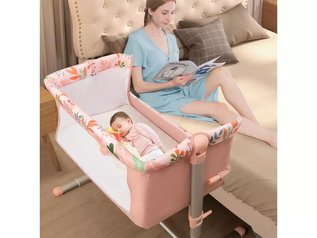 Lit Cododo Bébé 3 en 1 avec Hauteur Réglable 5 Niveaux, Lit Berceau Inclinaison de 10° avec Matelas Confortable,Maille Respirante,Charge 9KG,Sac de Voyage pour Bébé 0-5 Mois (Rose)