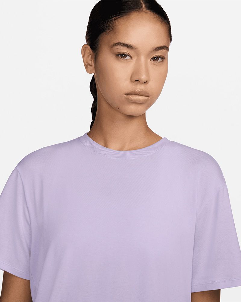 T-shirt Nike One Violet pour femme