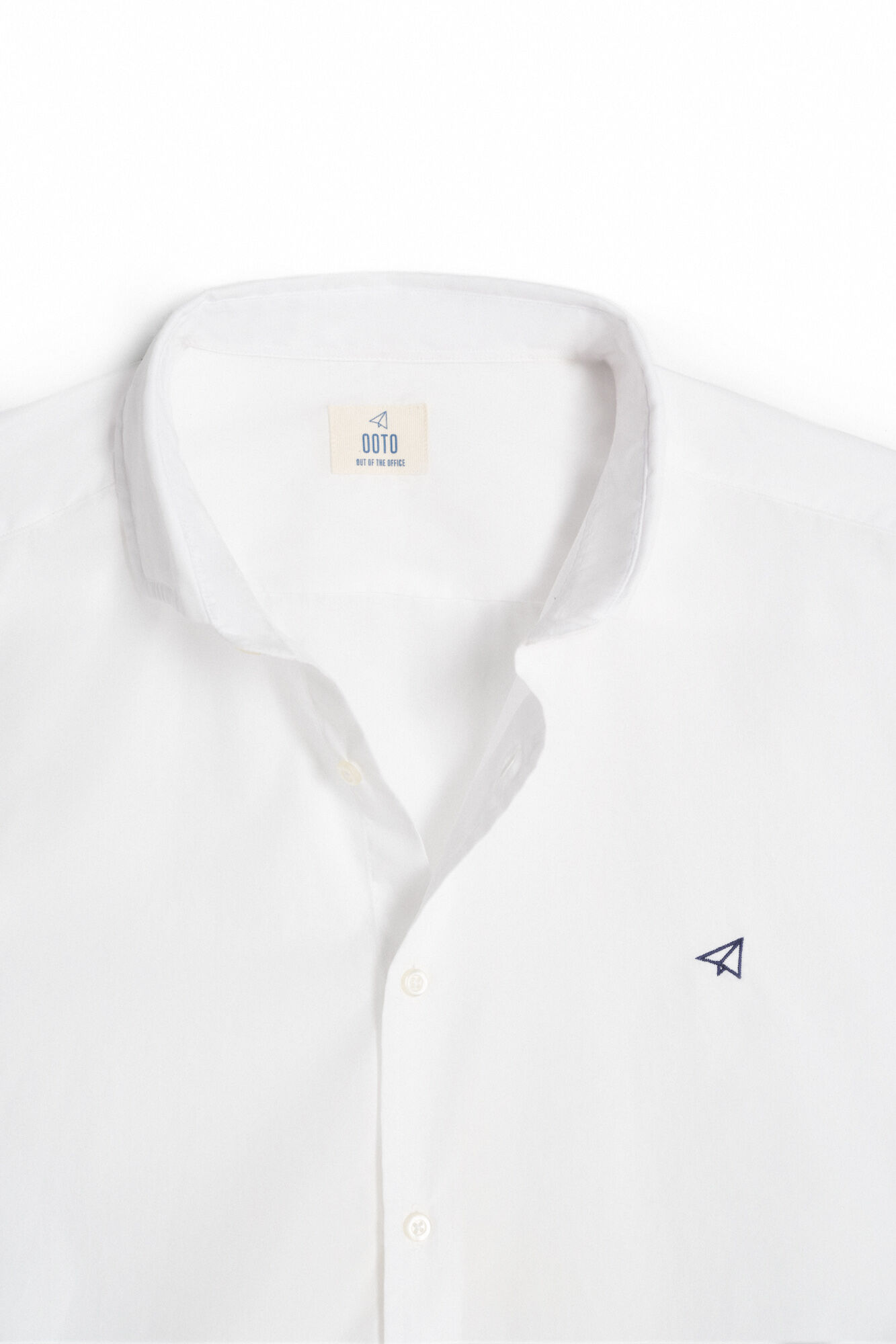 Camisa slim lisa manga larga - Branco