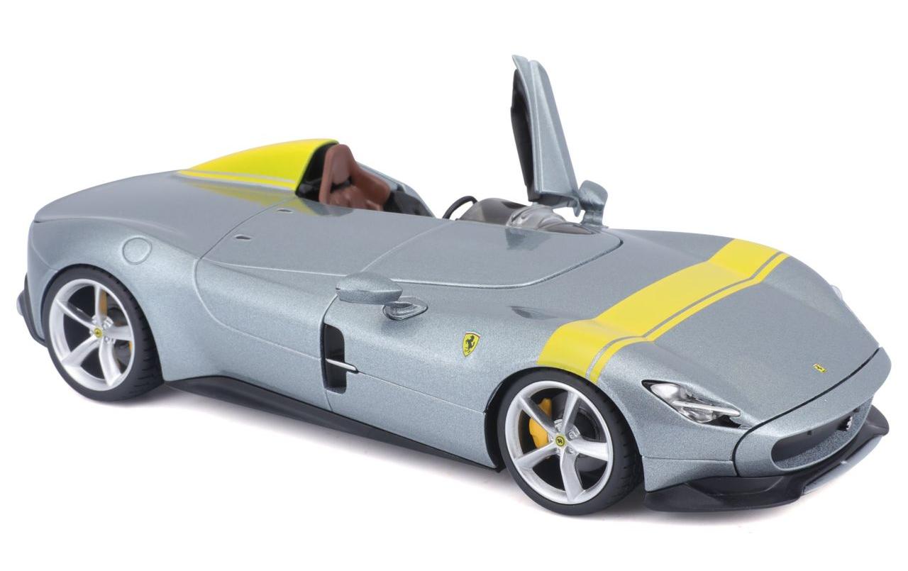 Ferrari R&P Monza SP1 Silber 1:24Sammlermodell im Massstab 1:24