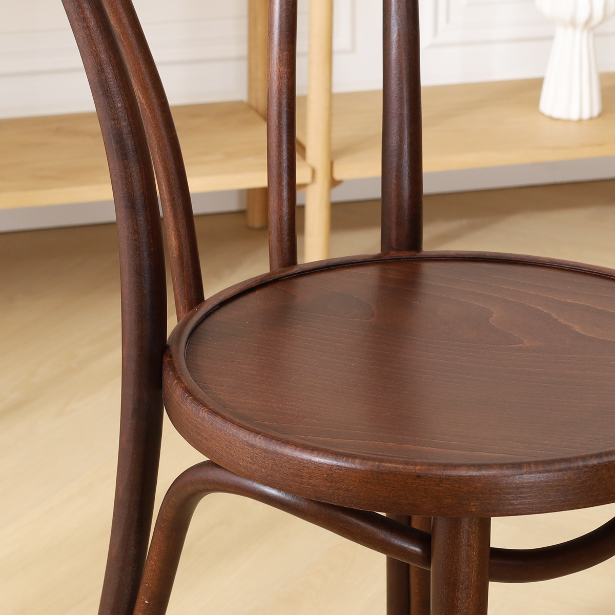 Houten bistrostoel Vienna Thonet No. 18 - walnoot