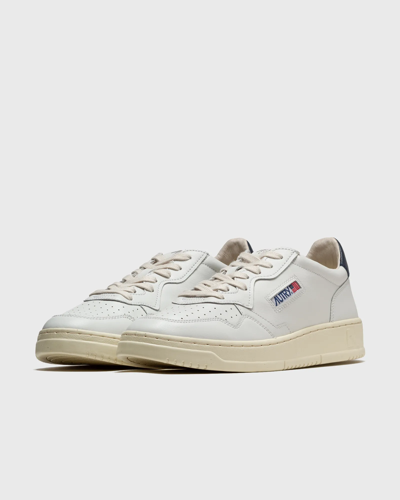 Autry Action Shoes MEDALIST LOW
