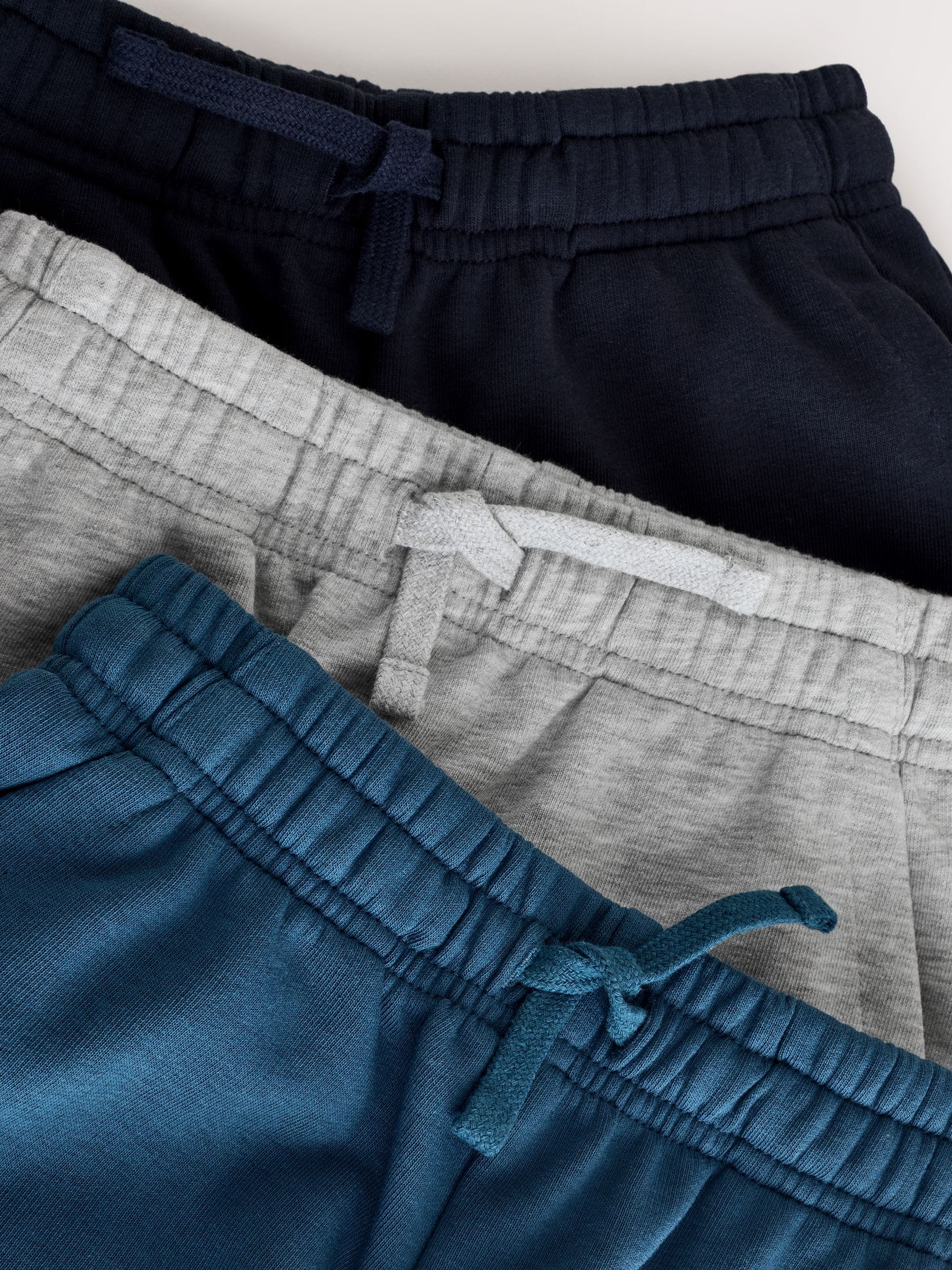 Marineblauw/blauw/grijs - Verpakking van 3 basic shorts (3-16jr)