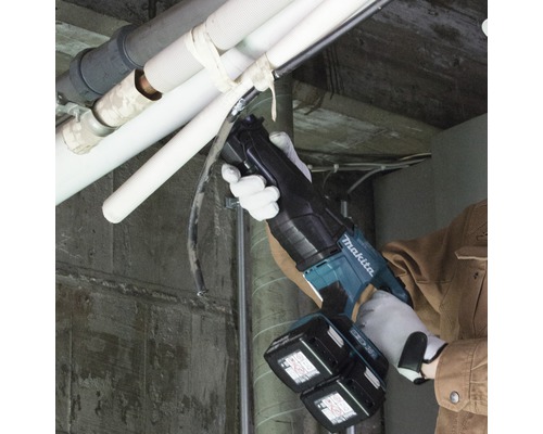 Makita DJR360ZK 2x18V accu reciprozaag, zonder accu en lader, inclusief 2 zaagbladen
