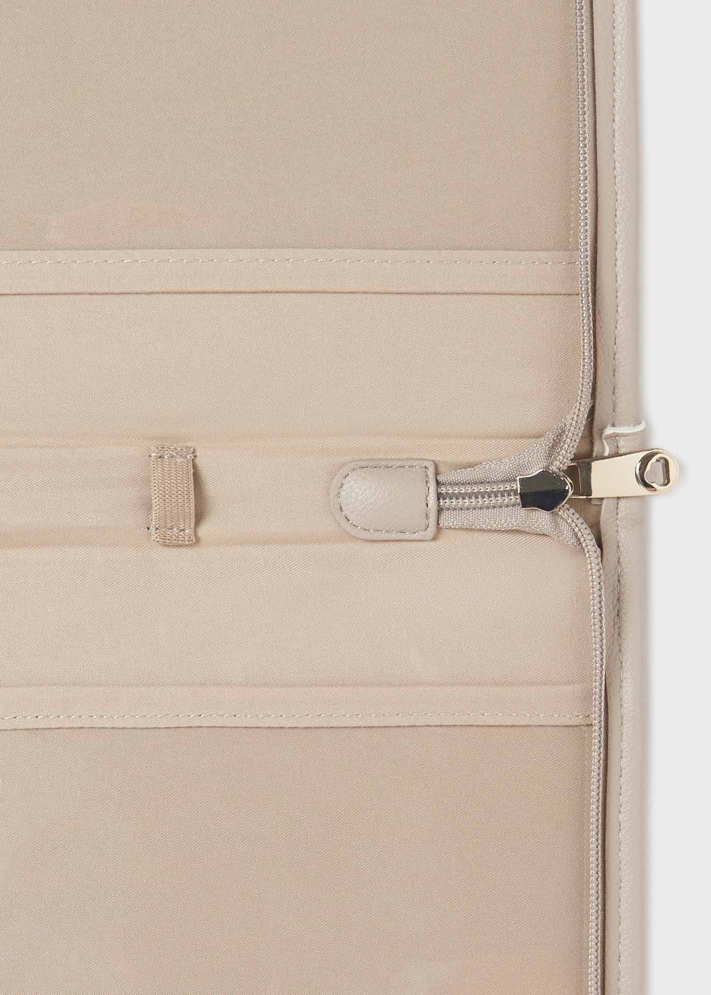 porta-documentos em formato de volante para bebê