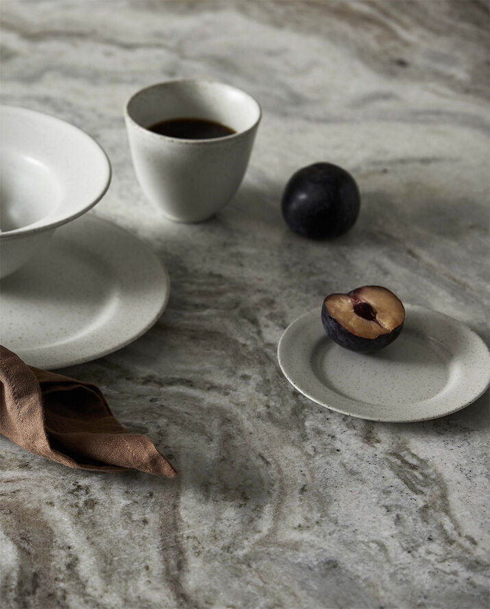Nordal GRAWA saucer/cake plate, ivory