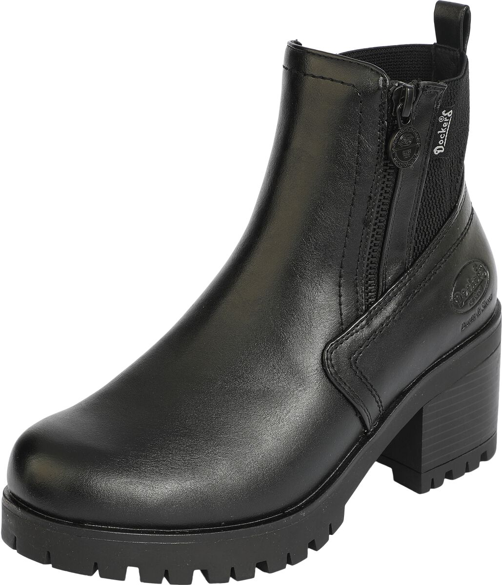 Dockers by Gerli Bottes