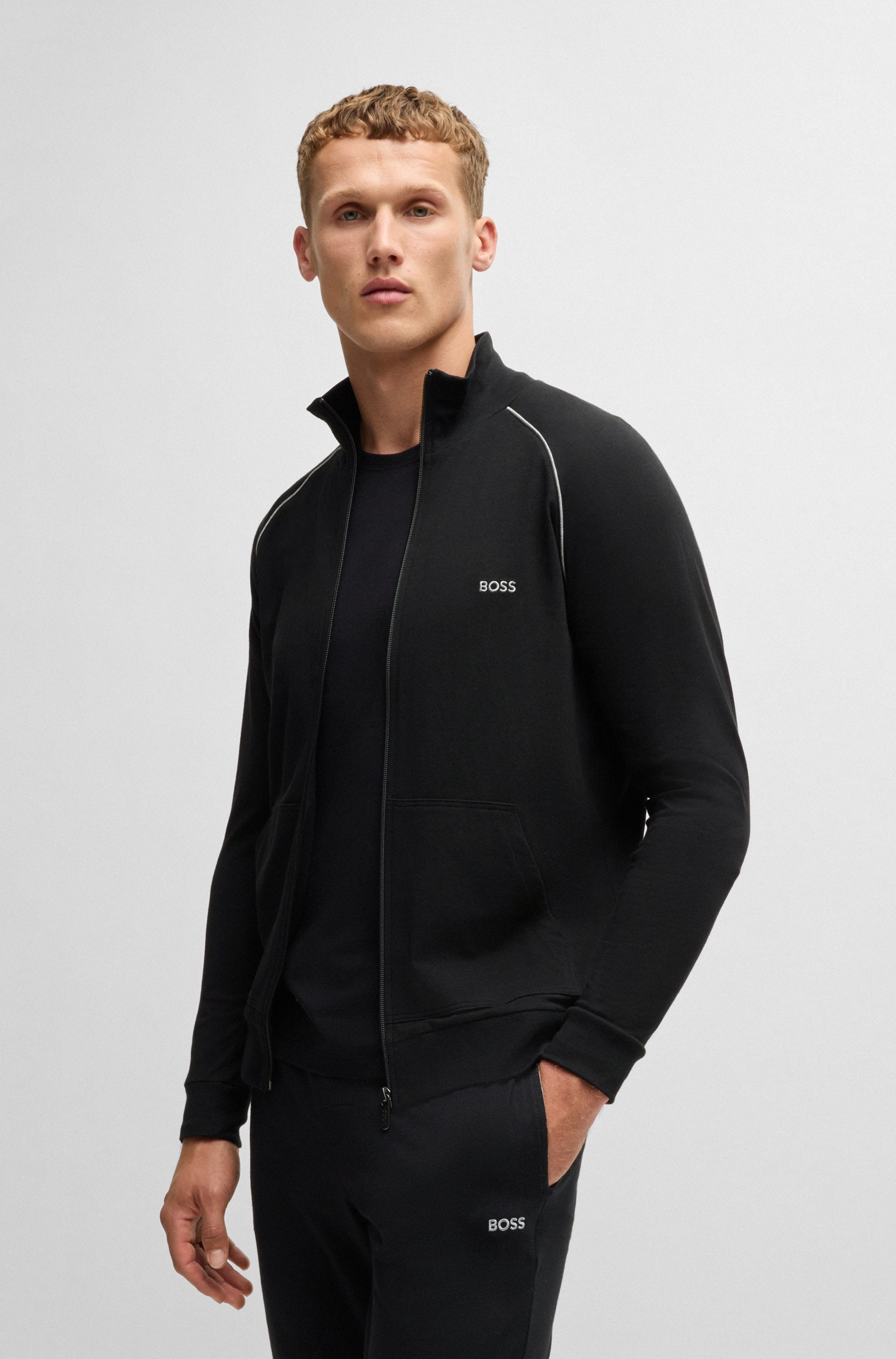 BOSS Sweatjacke »Mix&Match Jacket Z«, mit Kontrastnaht am Ärmel