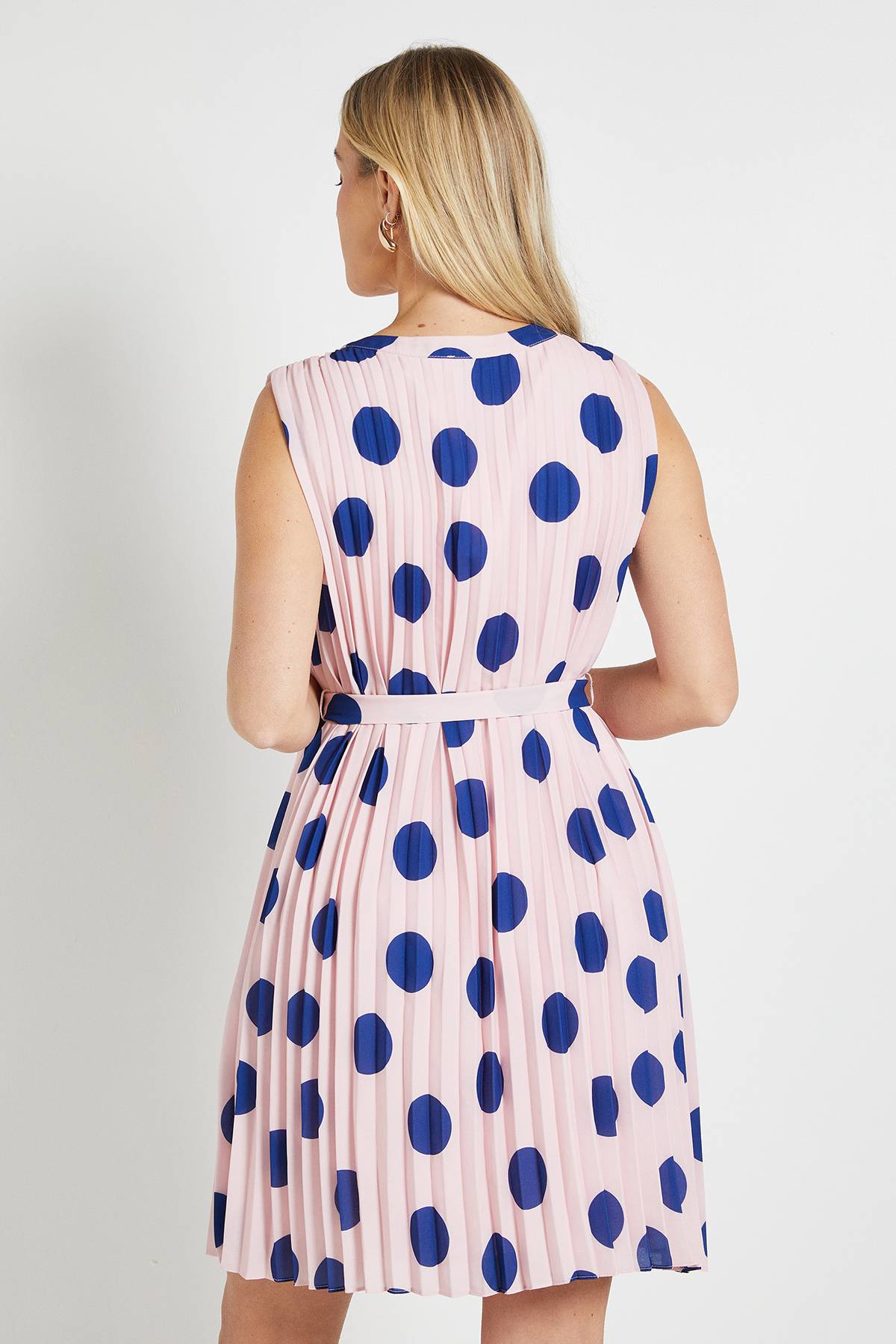 Wallis Robe Droite Plissée À Pois Petite Taille